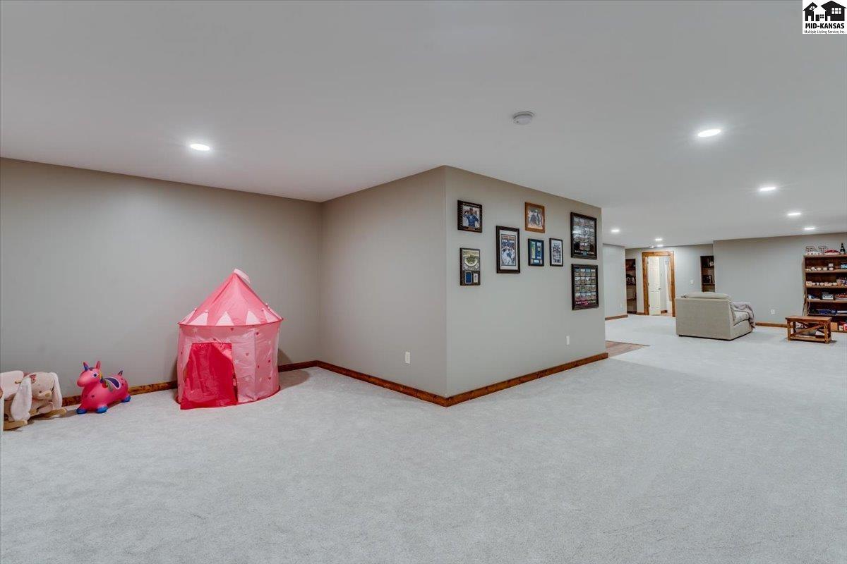 2800 Morris Road Hutchinson KS 67502
