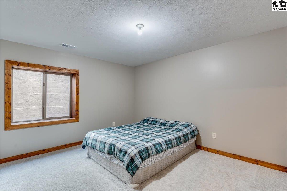 2800 Morris Road Hutchinson KS 67502