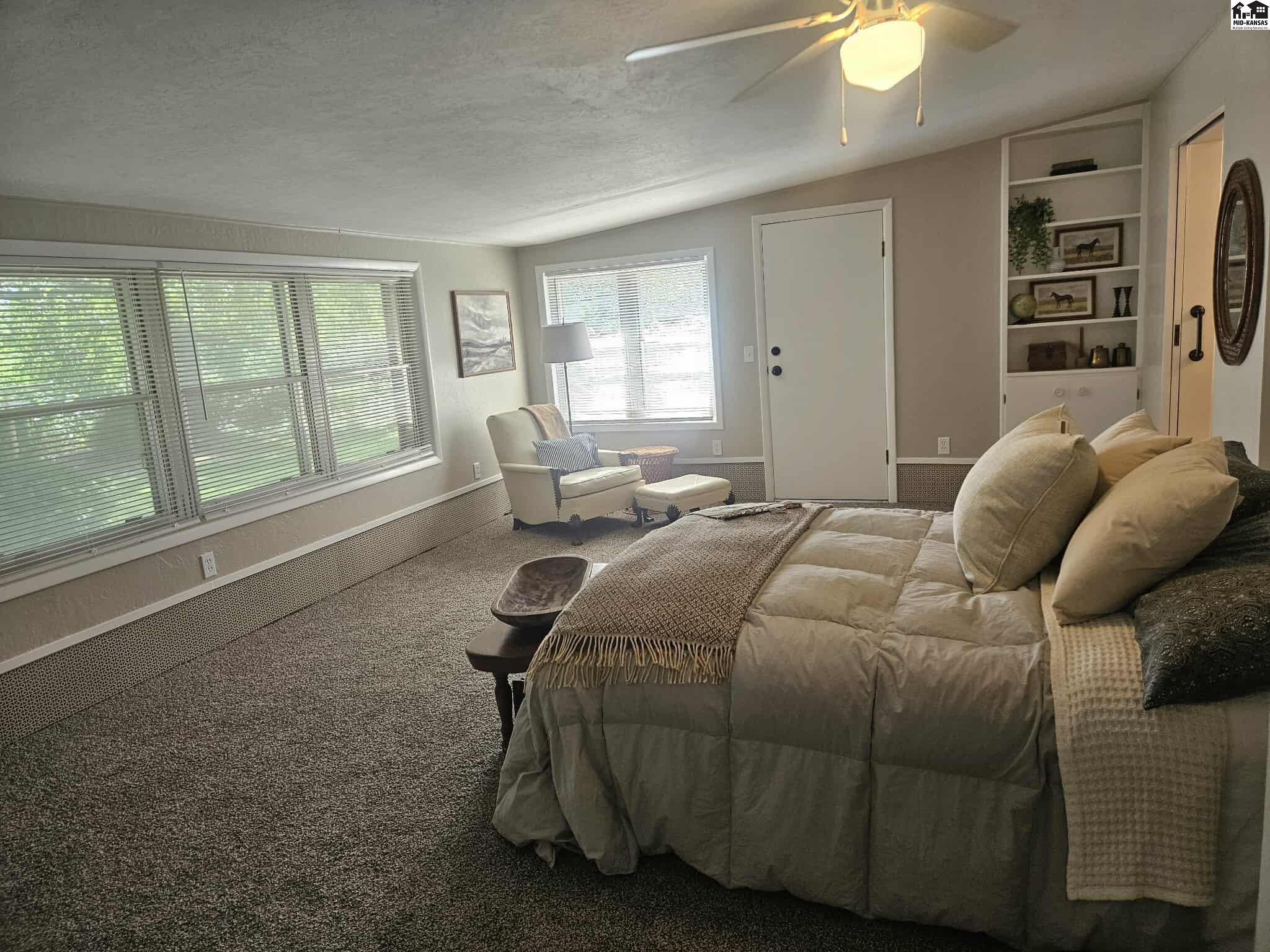 1102 N Barnes Lake Road Hutchinson KS 67501