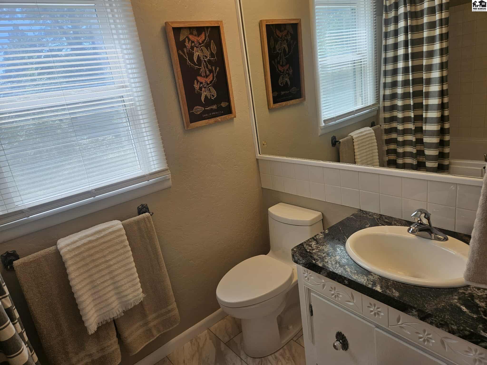 1102 N Barnes Lake Road Hutchinson KS 67501