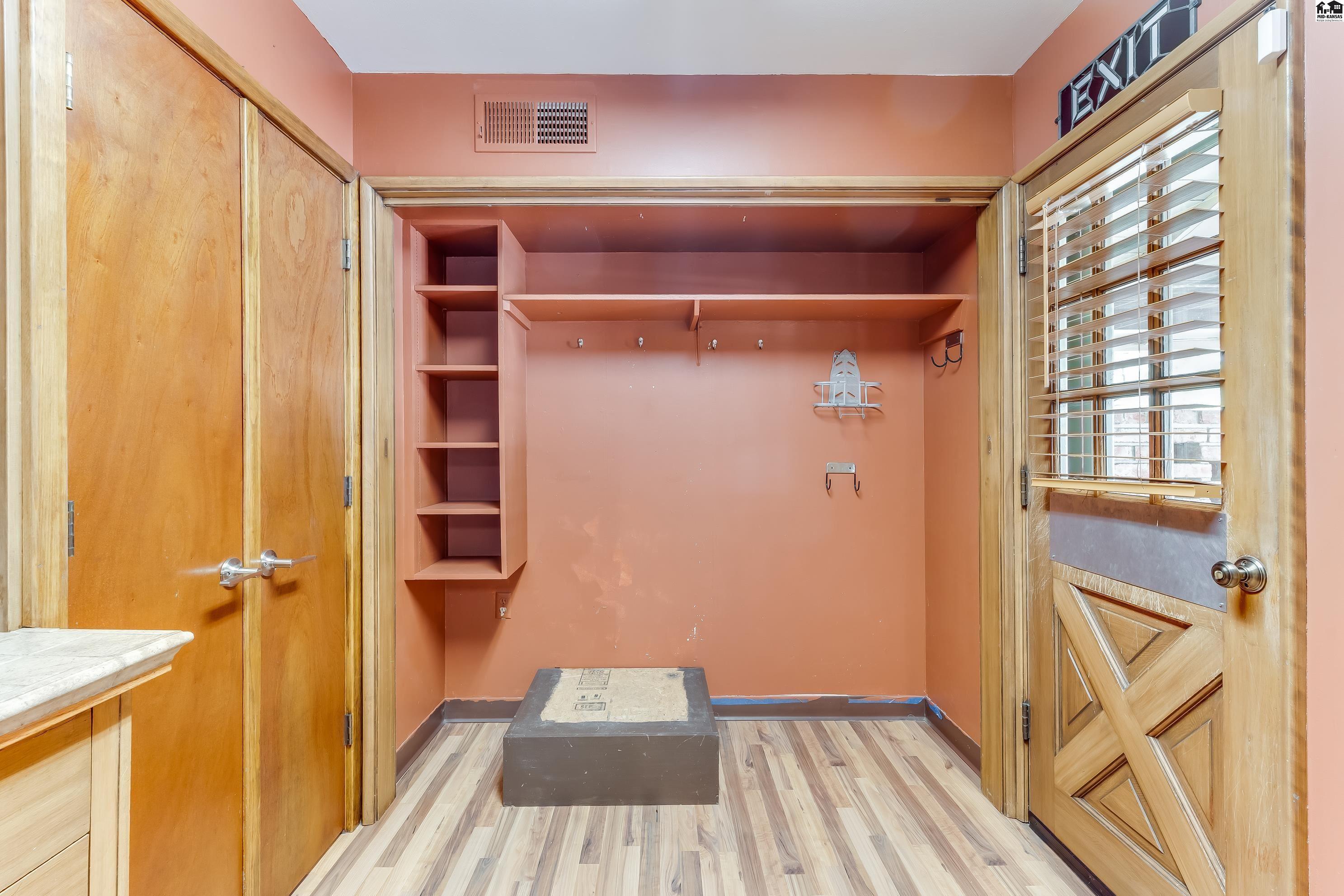 101 W 30th Avenue Hutchinson KS 67502