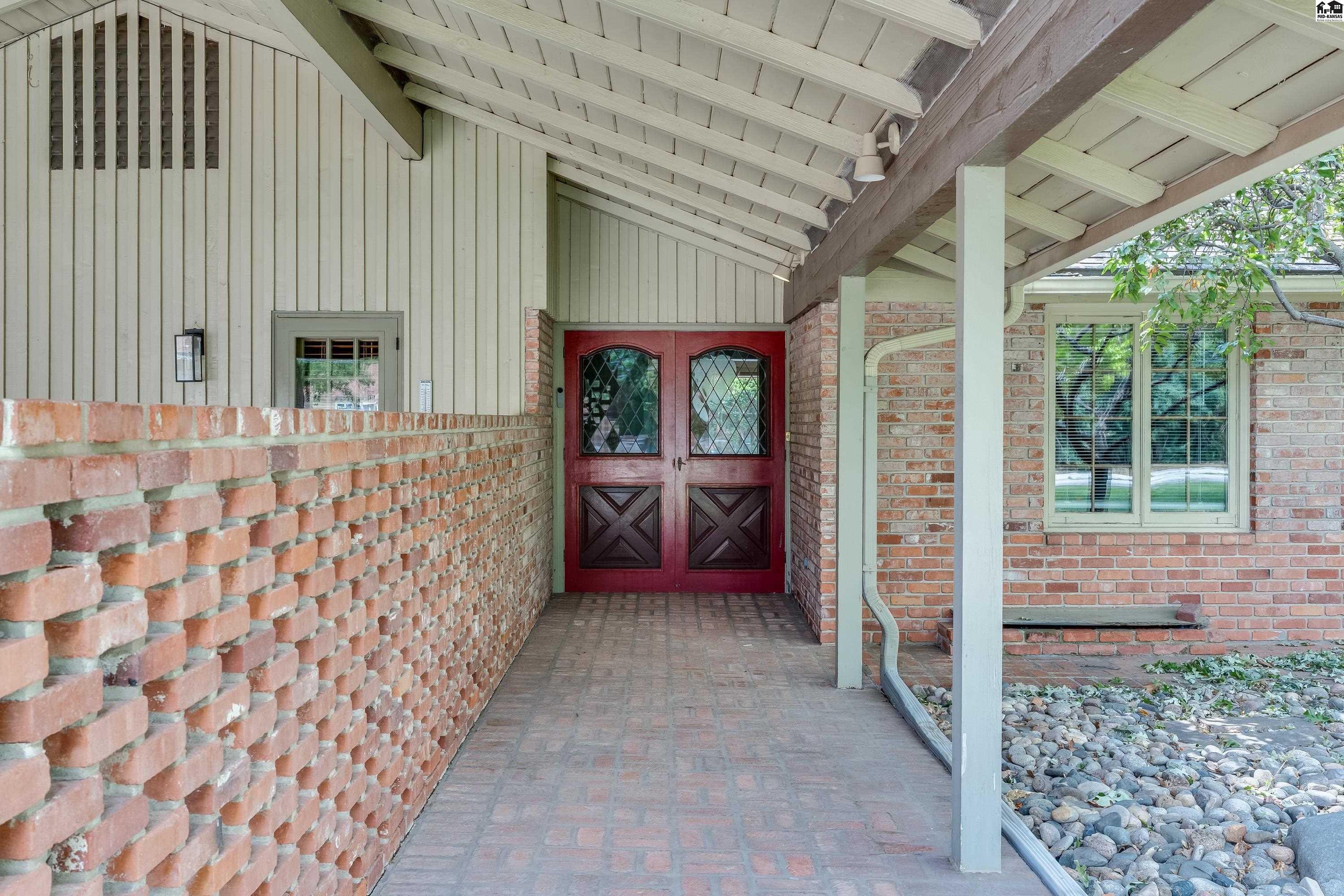 101 W 30th Avenue Hutchinson KS 67502