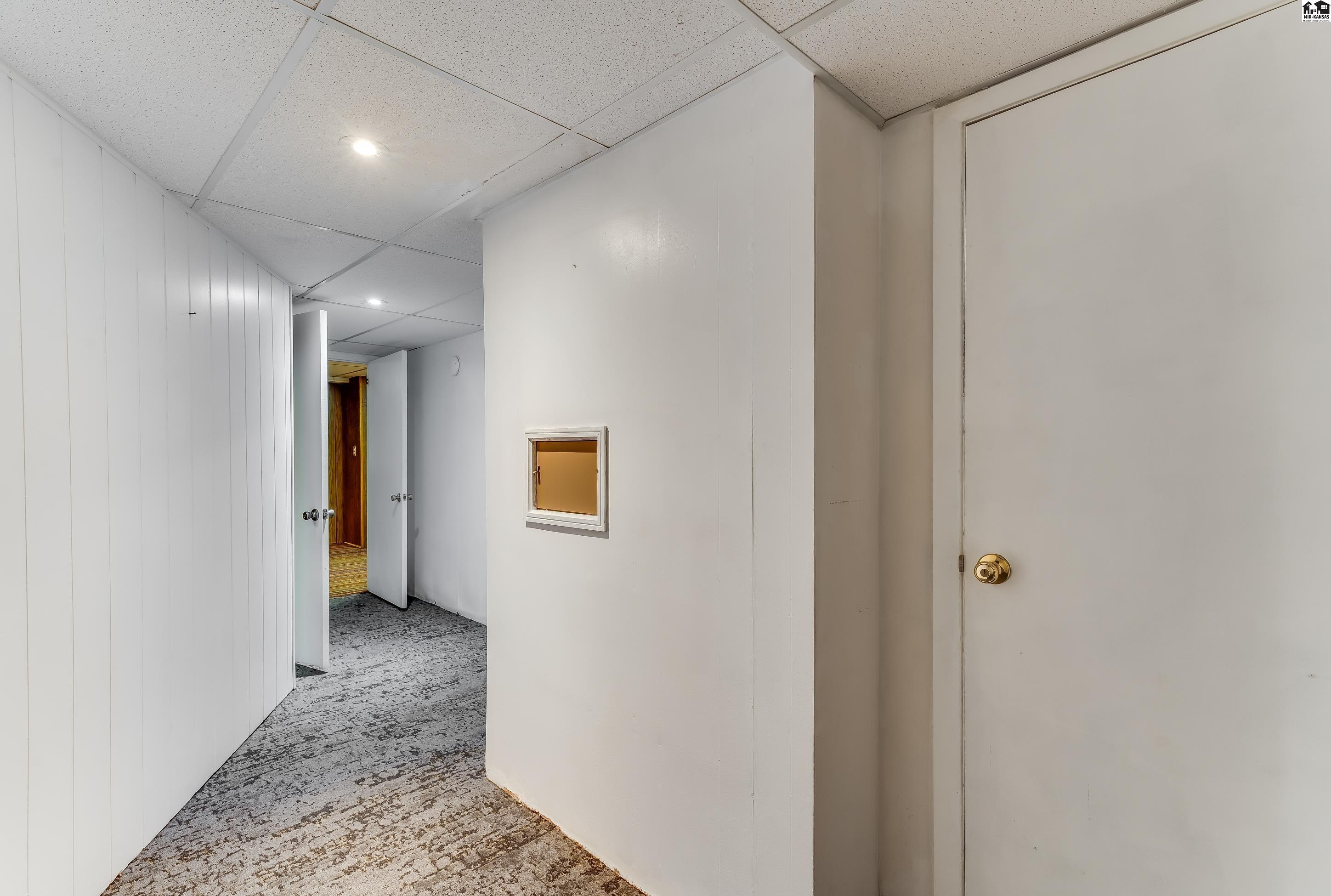 101 W 30th Avenue Hutchinson KS 67502