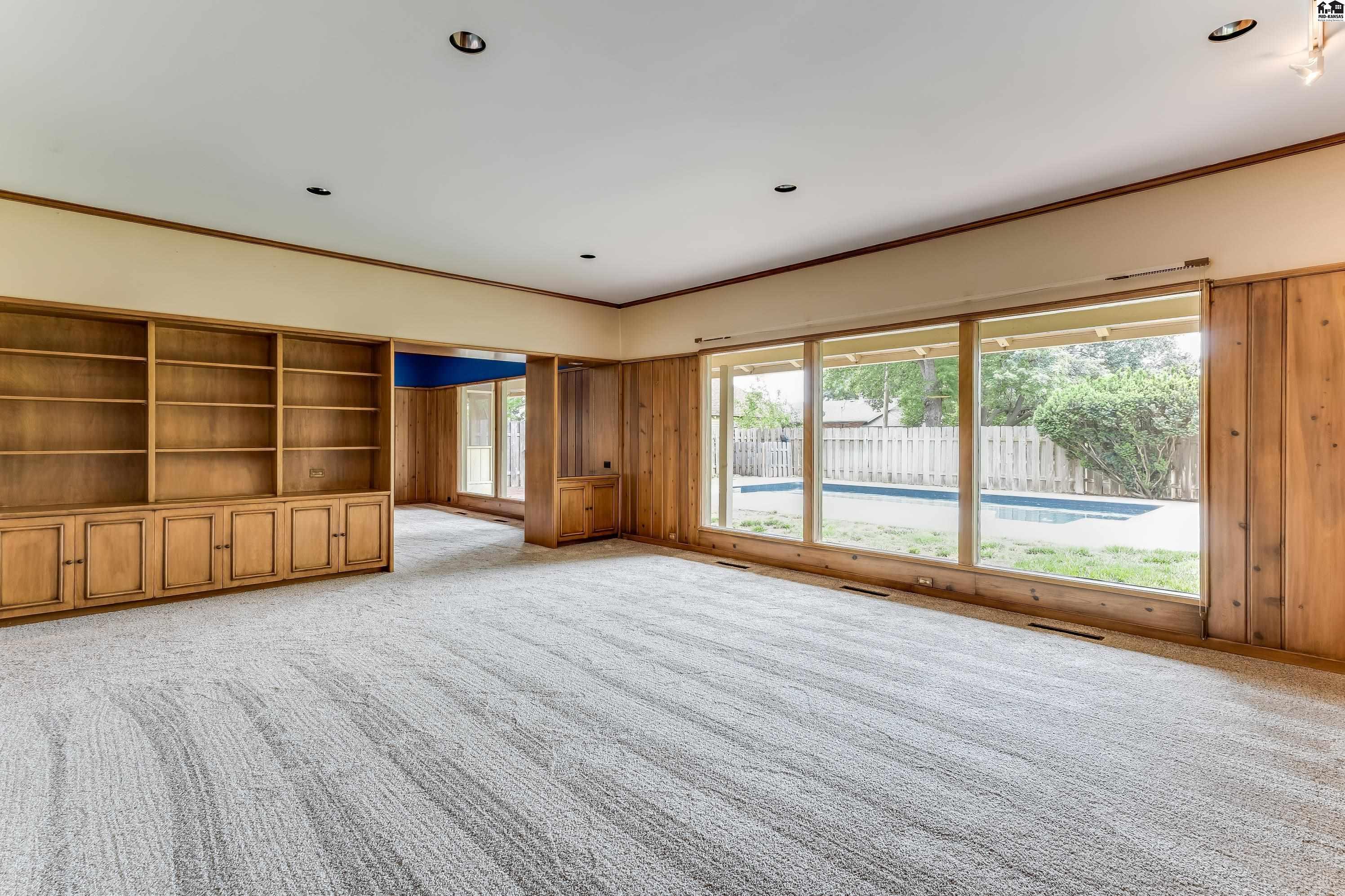 101 W 30th Avenue Hutchinson KS 67502