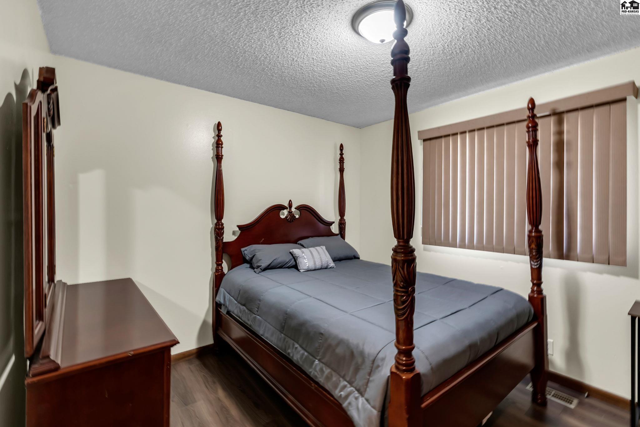 901 E 27th A Hutchinson KS 67502