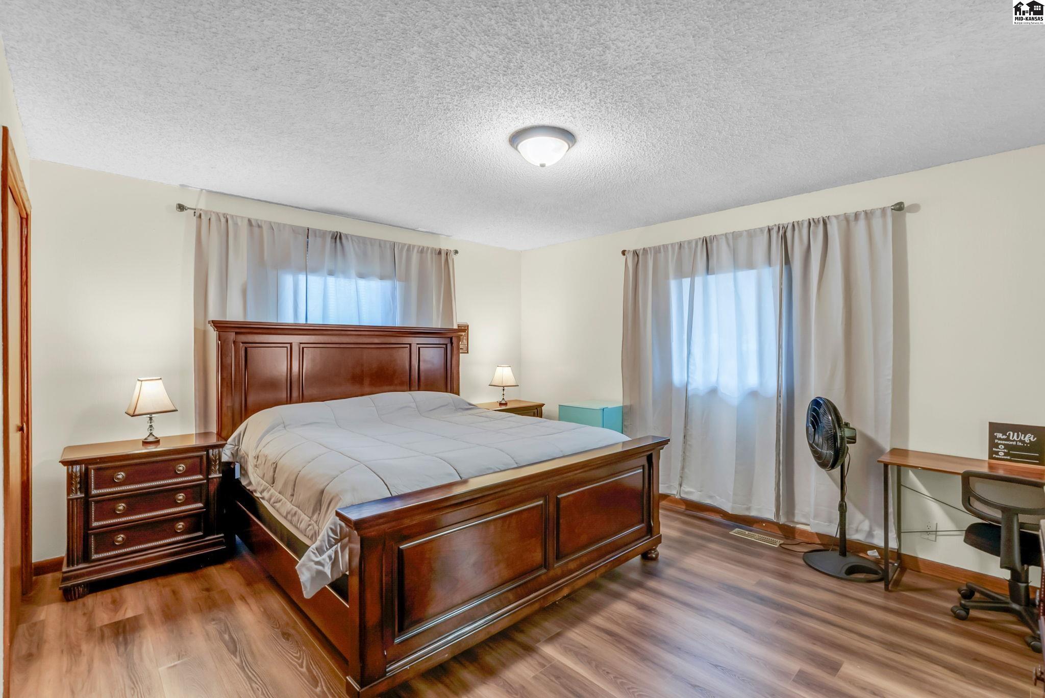 901 E 27th A Hutchinson KS 67502