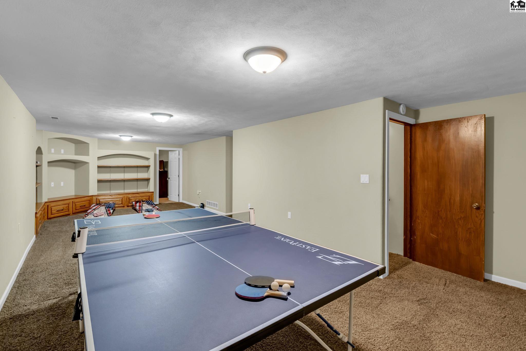 901 E 27th A Hutchinson KS 67502