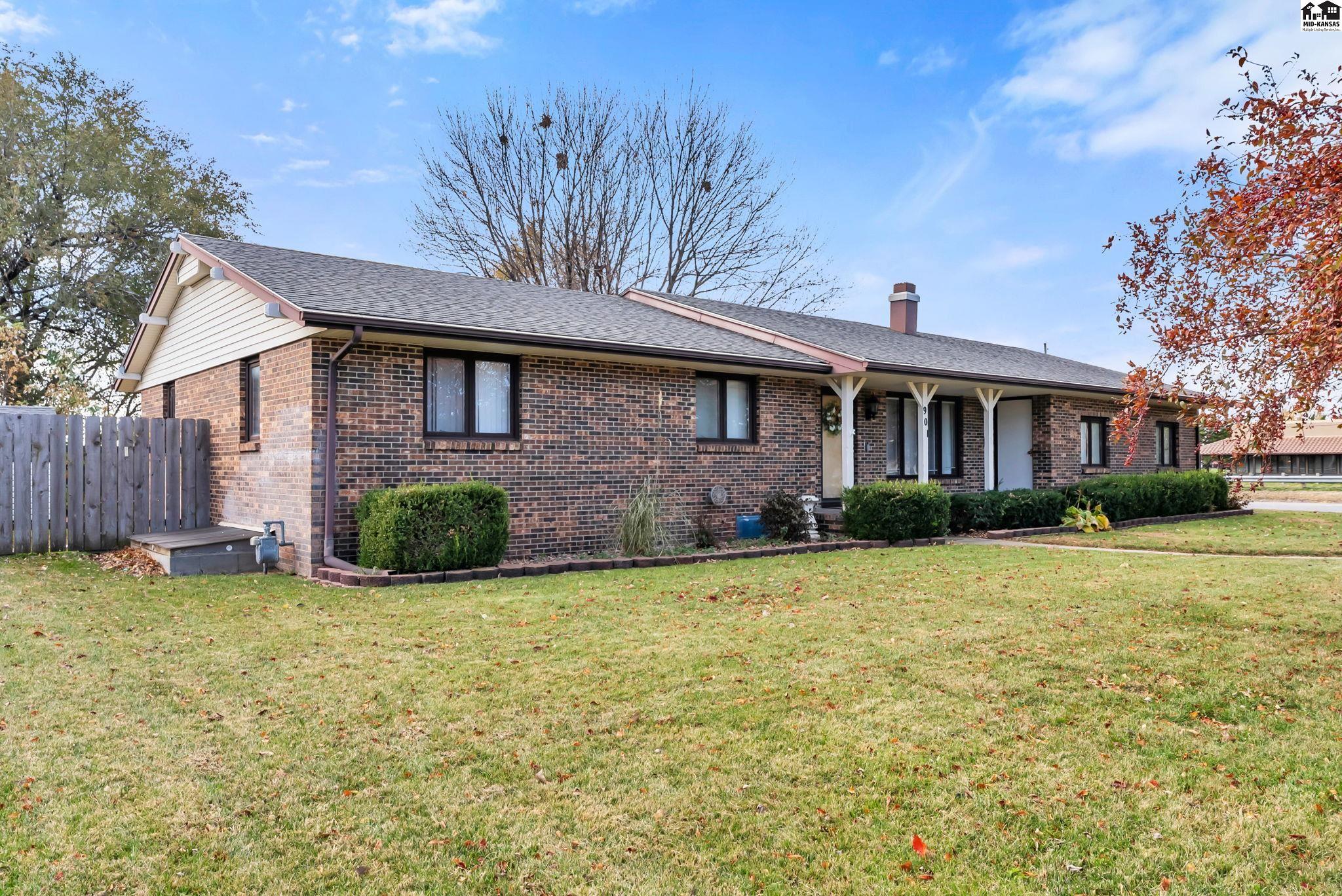 901 E 27th A Hutchinson KS 67502