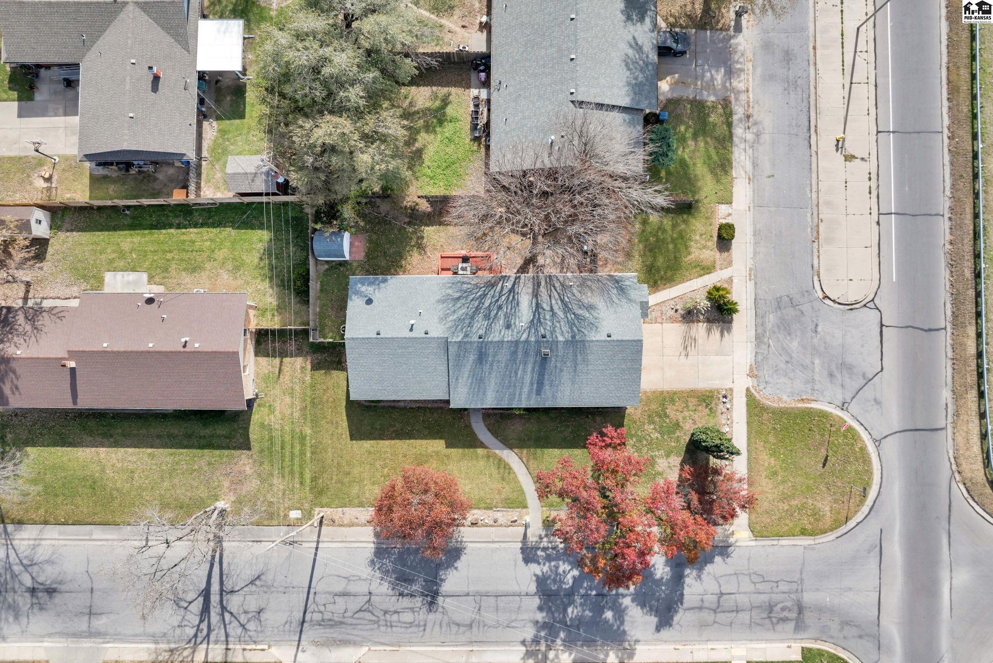 901 E 27th A Hutchinson KS 67502