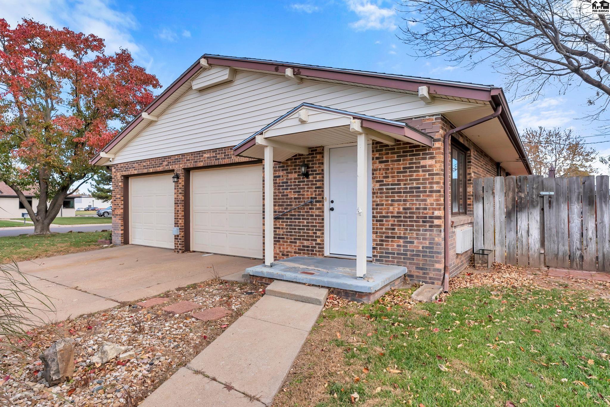 901 E 27th A Hutchinson KS 67502