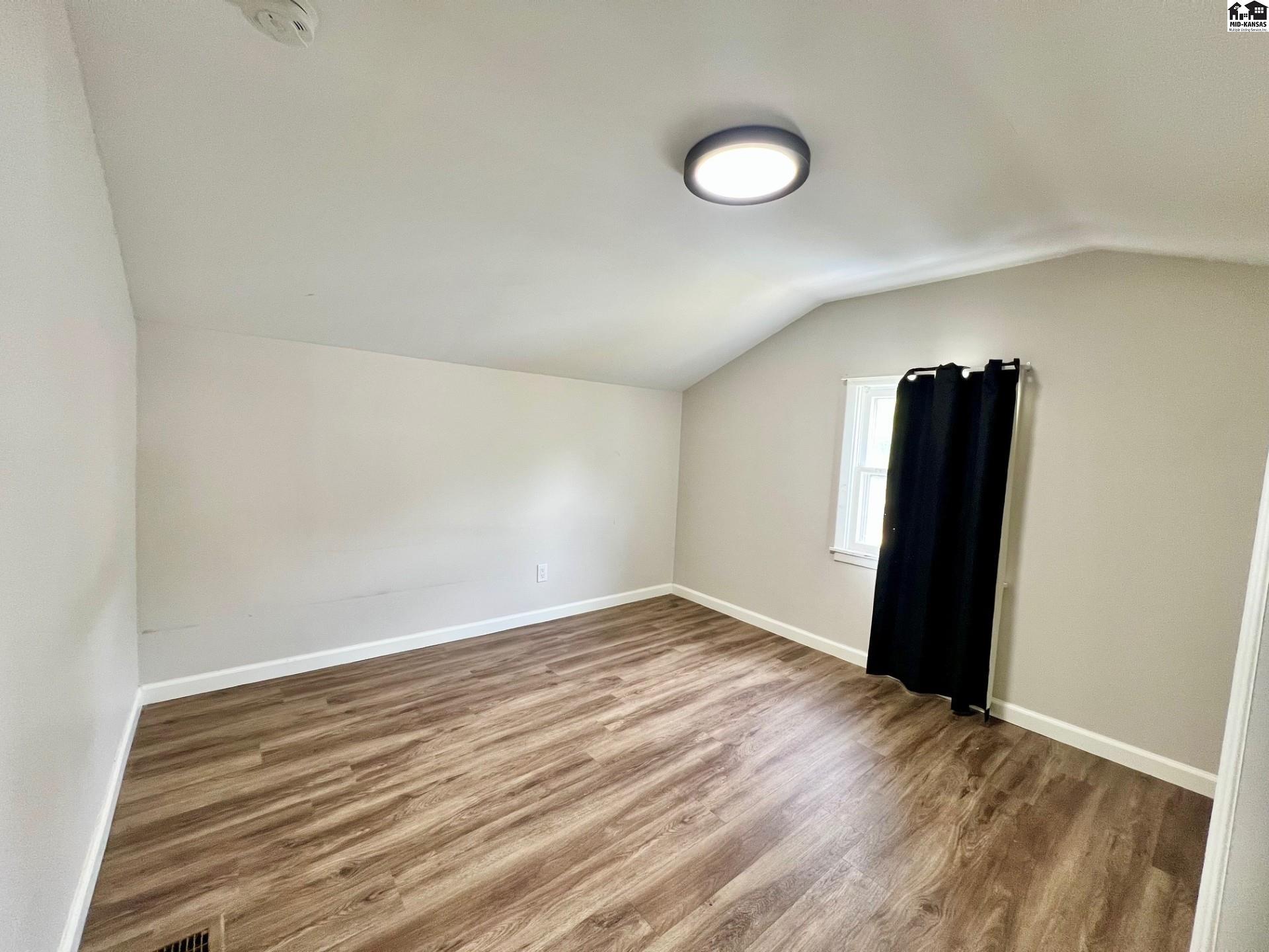 28 Sunset Drive Hutchinson KS 67502
