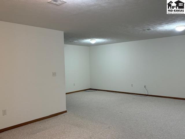 341 Kisiwa Village Road Hutchinson KS 67502