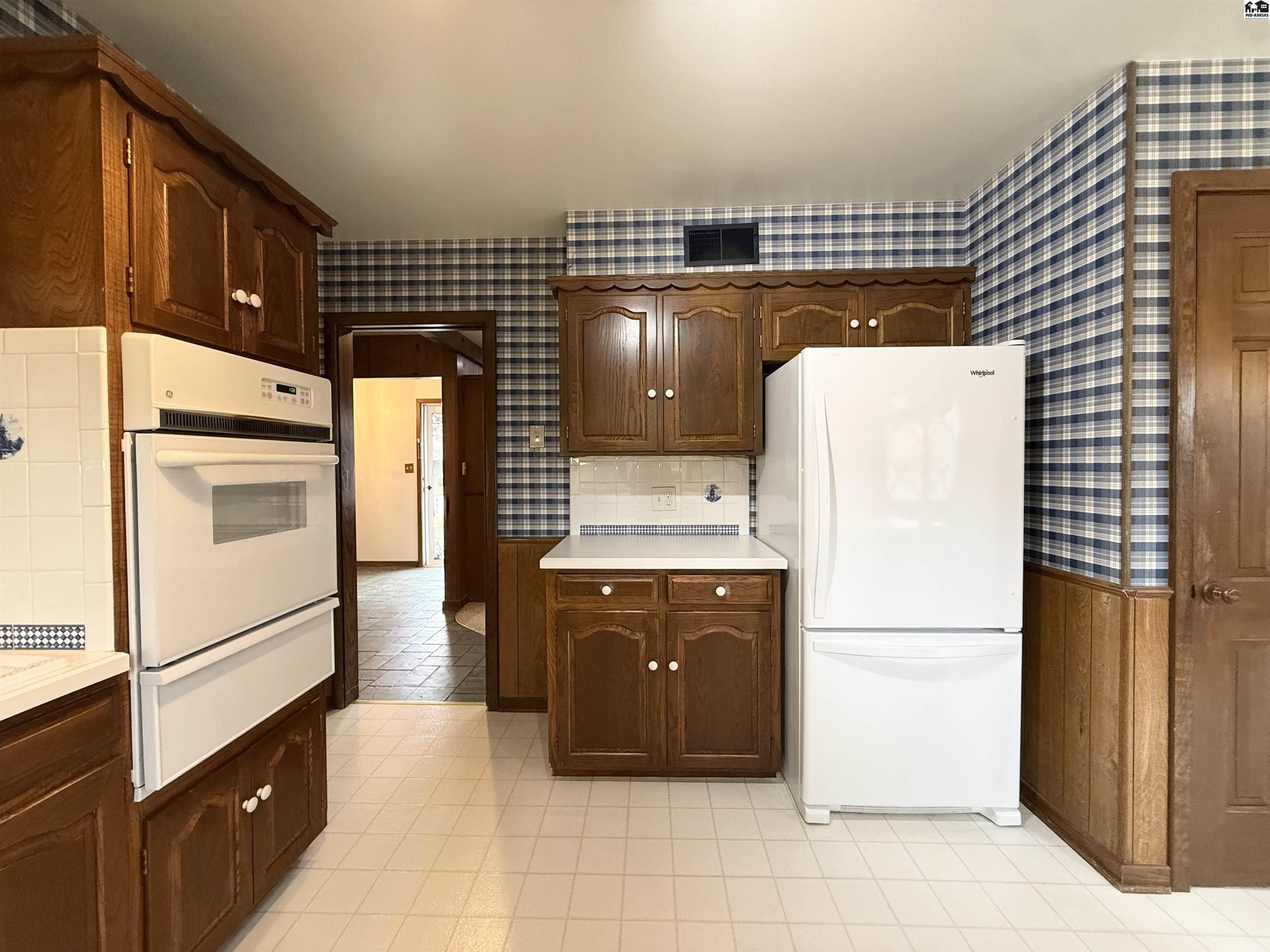 40 Tomahawk Road Hutchinson KS 67502