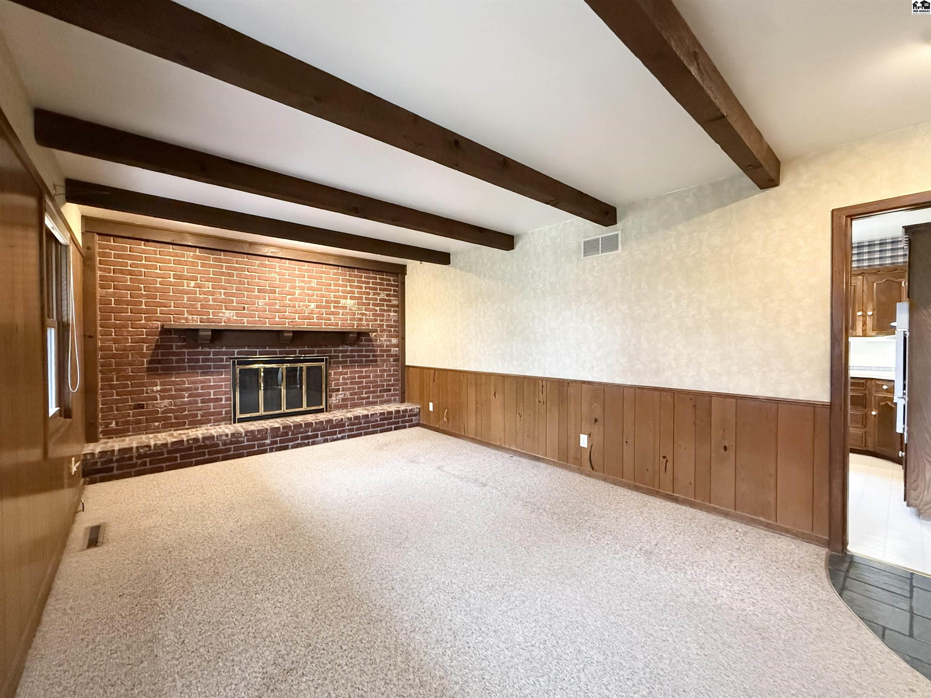 40 Tomahawk Road Hutchinson KS 67502