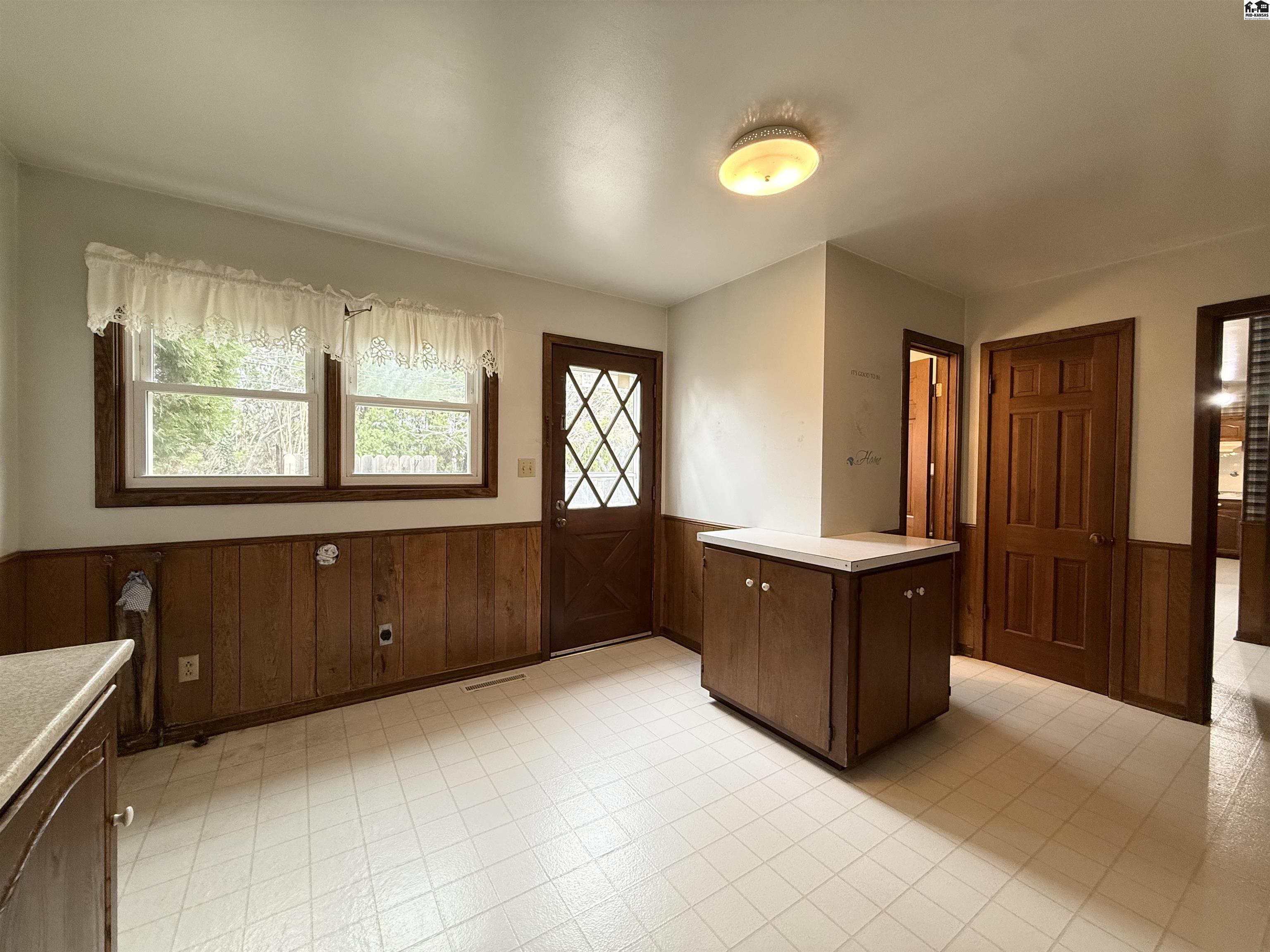 40 Tomahawk Road Hutchinson KS 67502