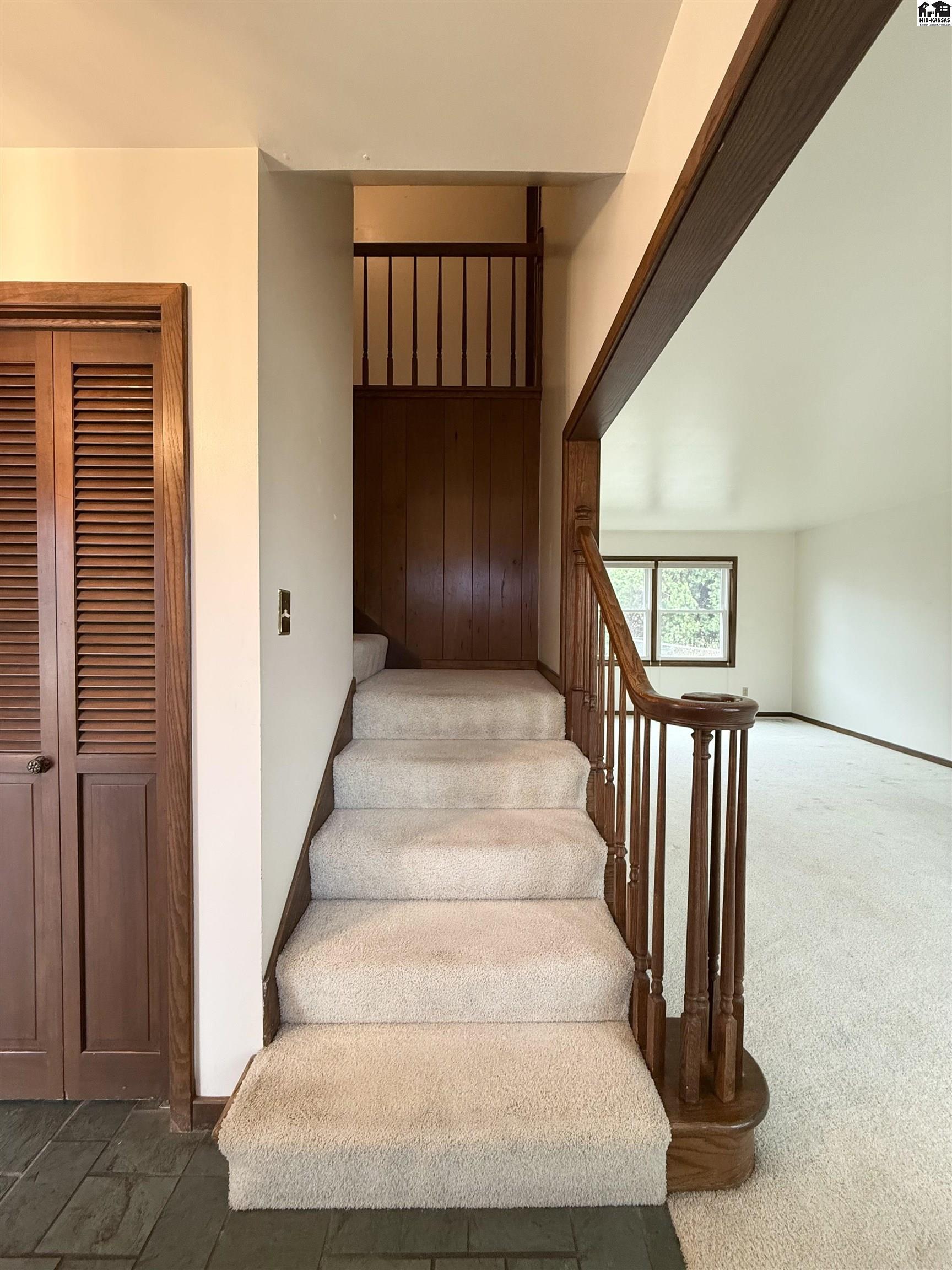 40 Tomahawk Road Hutchinson KS 67502