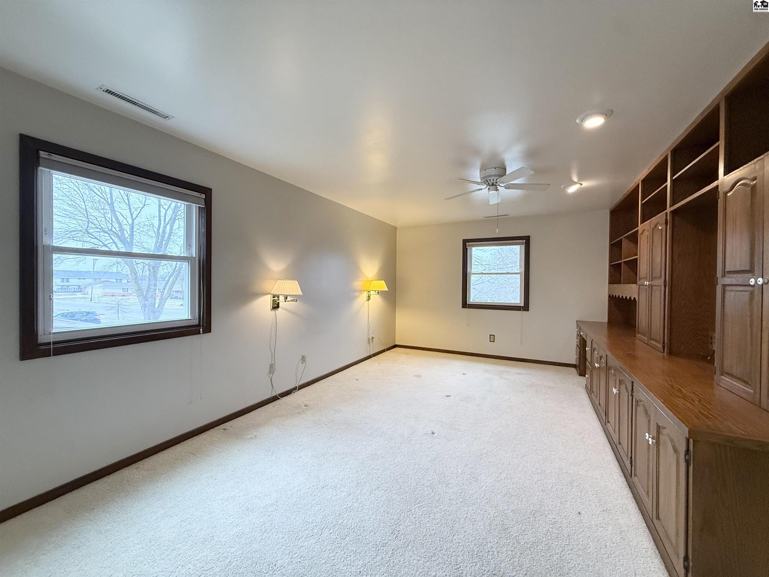 40 Tomahawk Road Hutchinson KS 67502