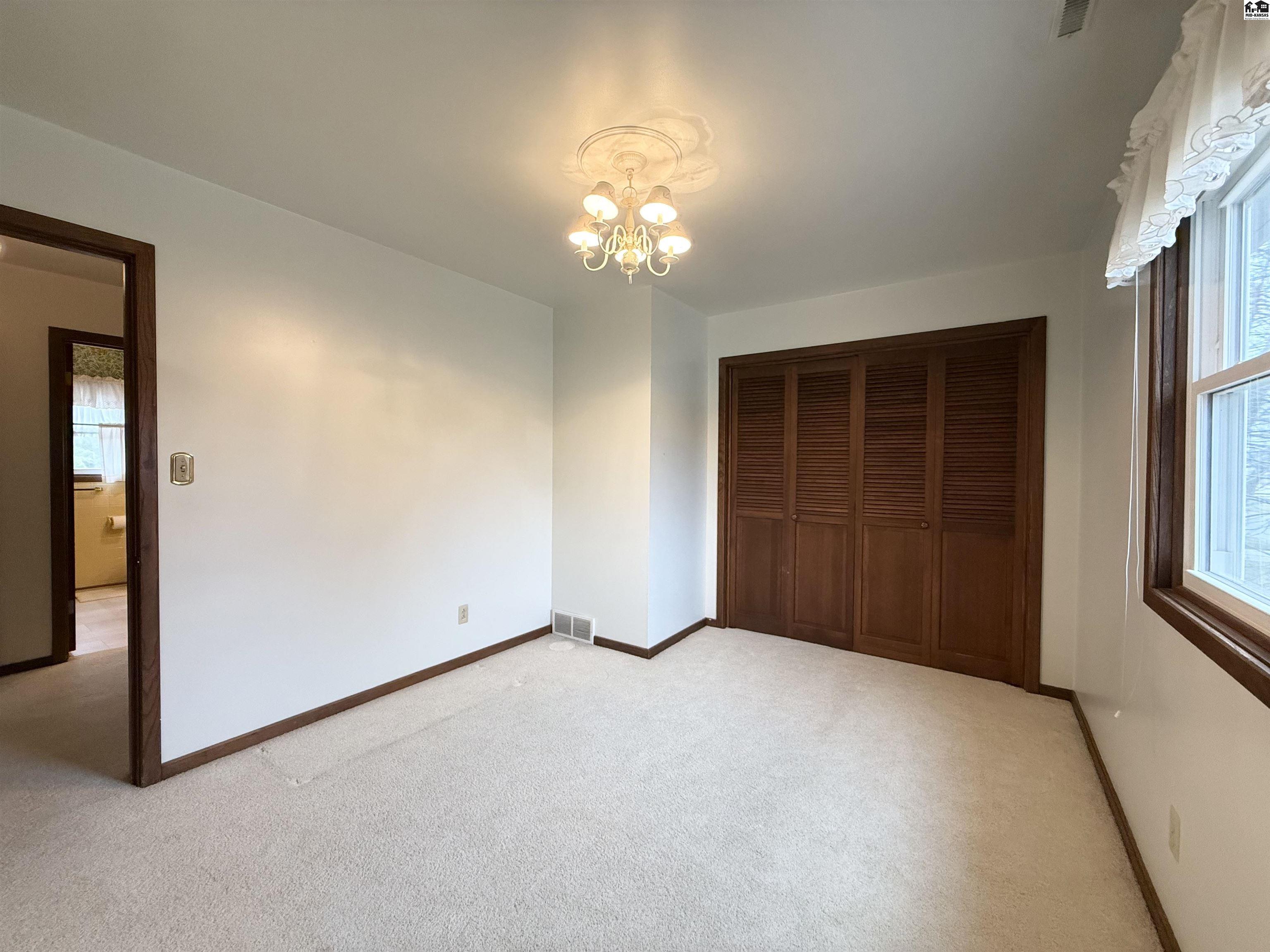 40 Tomahawk Road Hutchinson KS 67502