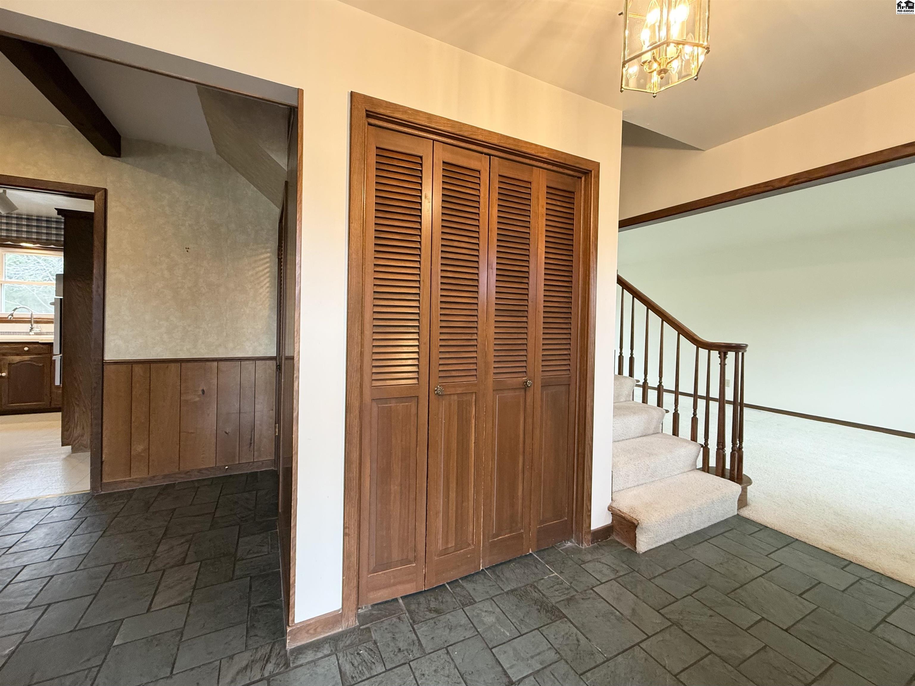 40 Tomahawk Road Hutchinson KS 67502