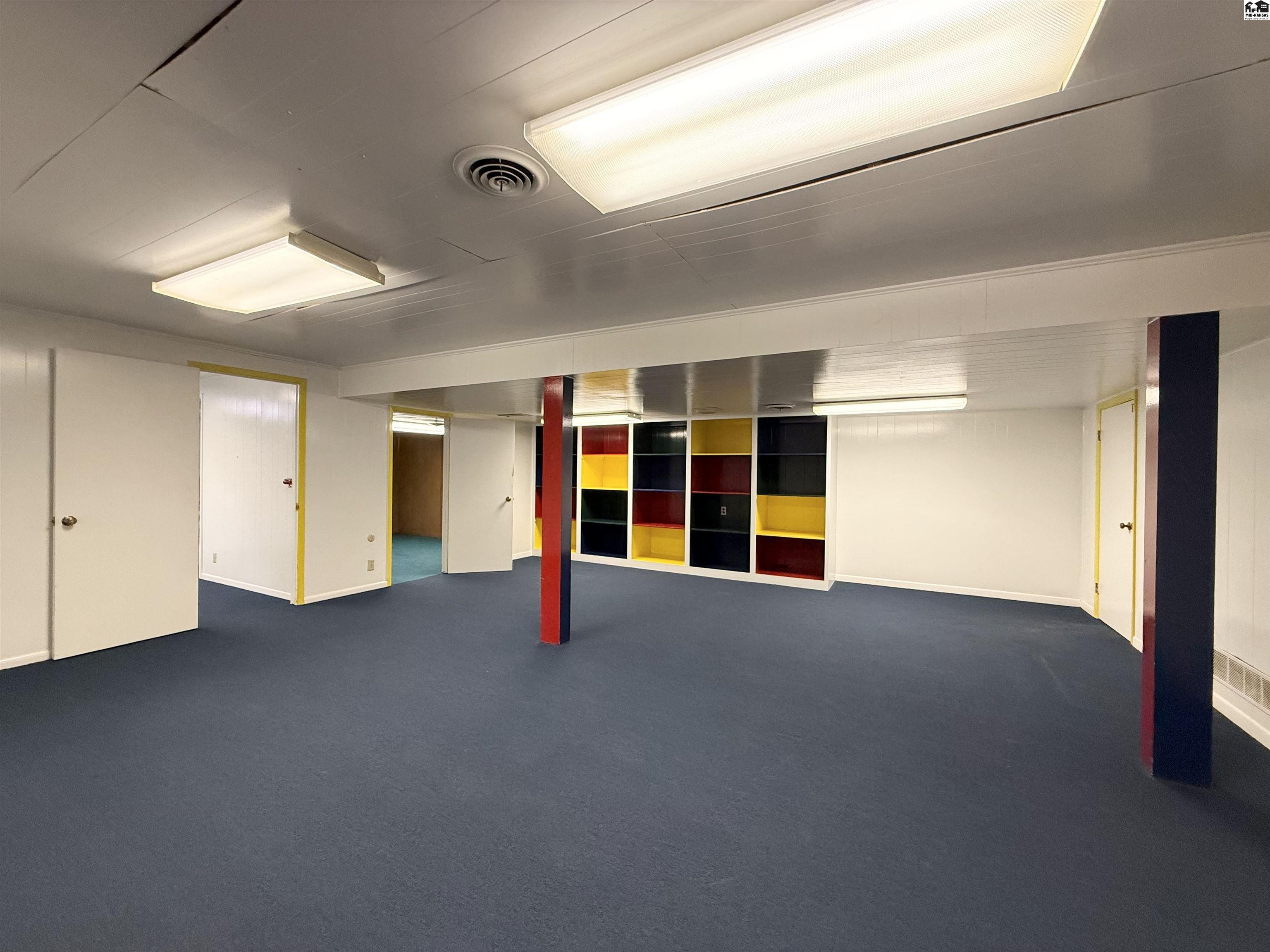 40 Tomahawk Road Hutchinson KS 67502