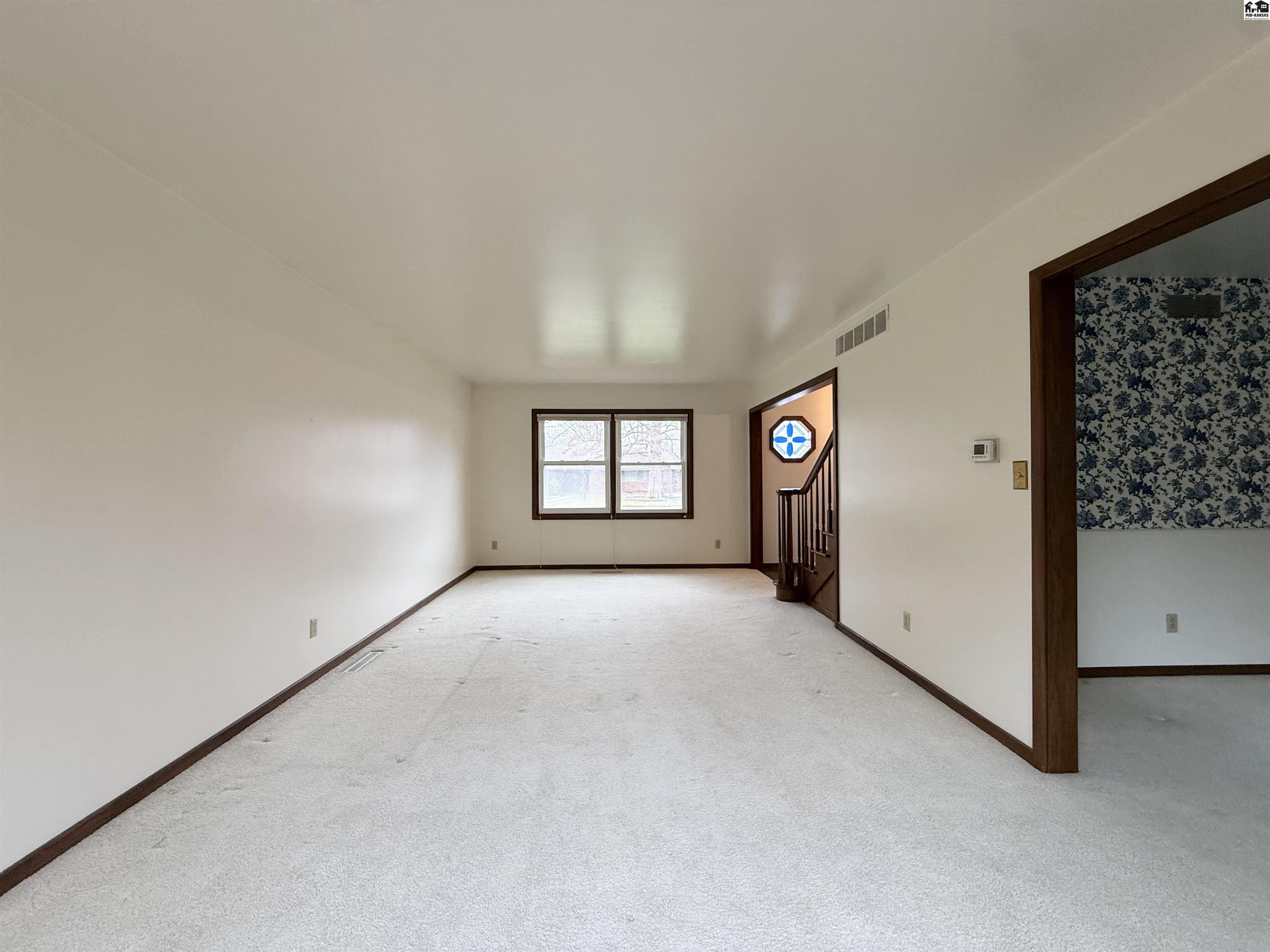 40 Tomahawk Road Hutchinson KS 67502