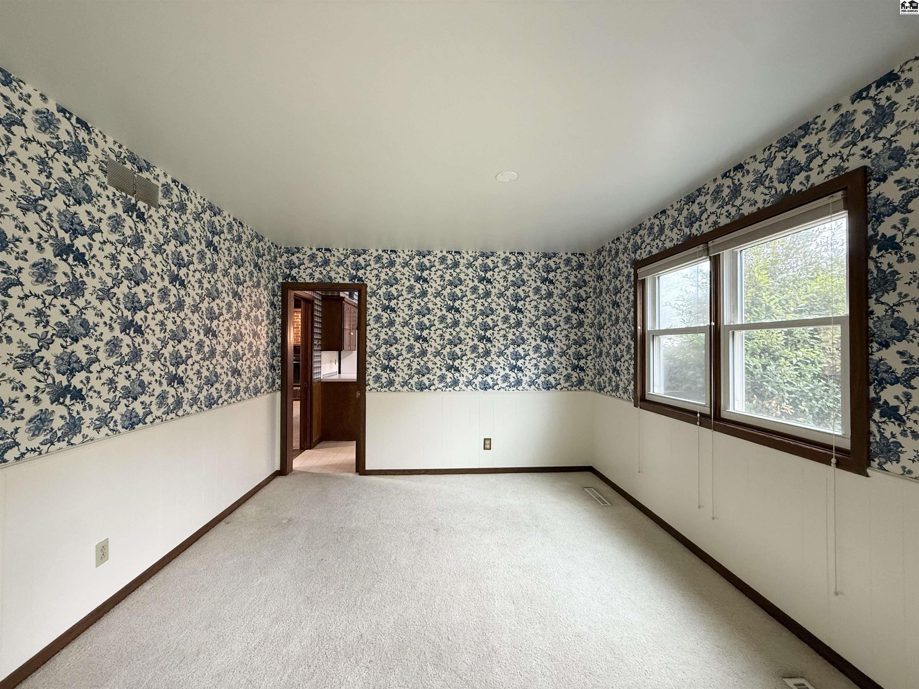 40 Tomahawk Road Hutchinson KS 67502