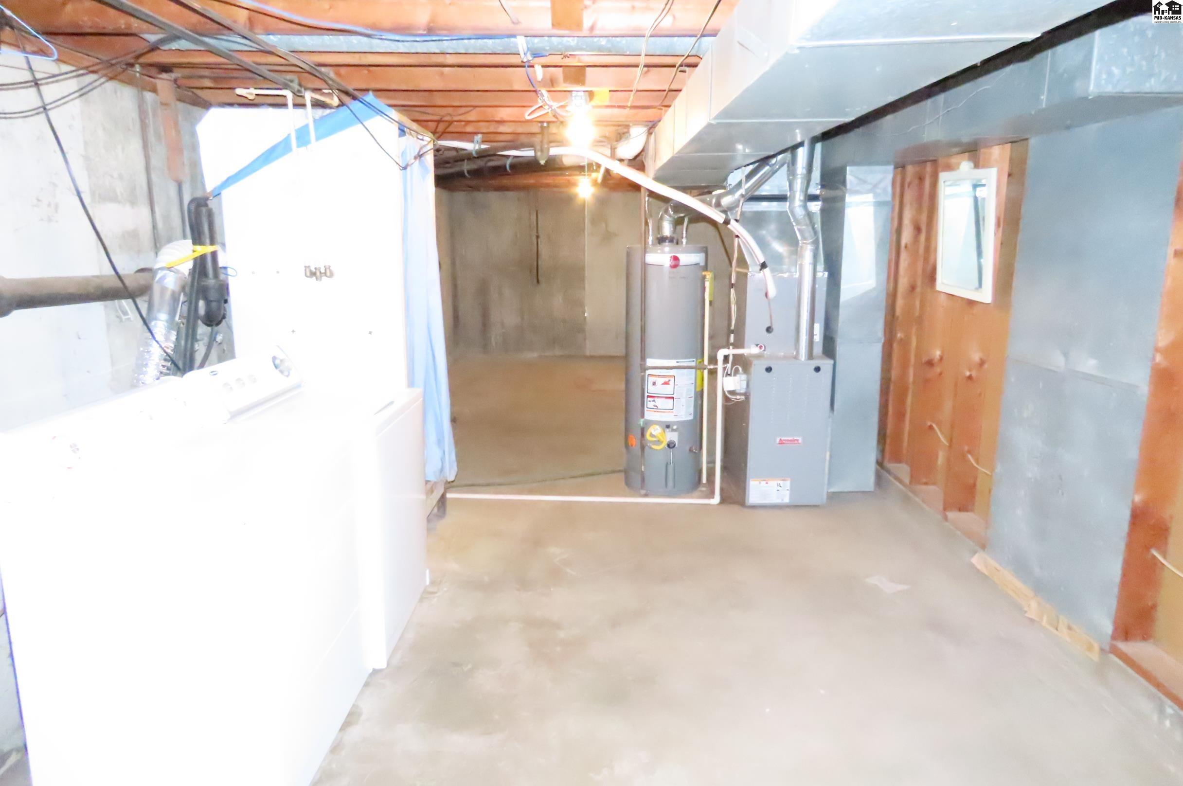 1506 Linda Lane Hutchinson KS 67502