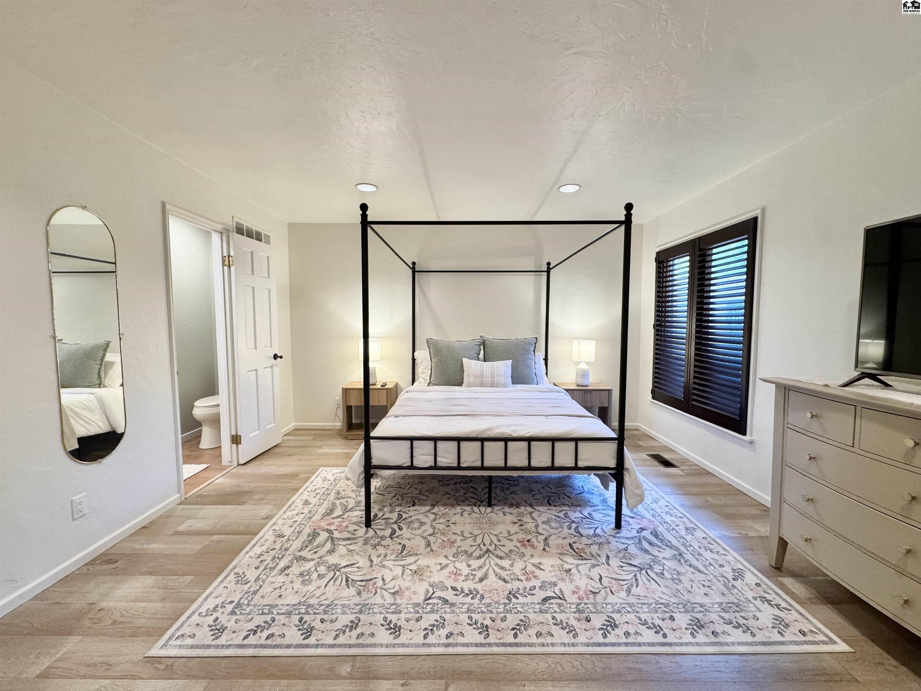 202 Cochise Trail Hutchinson KS 67502