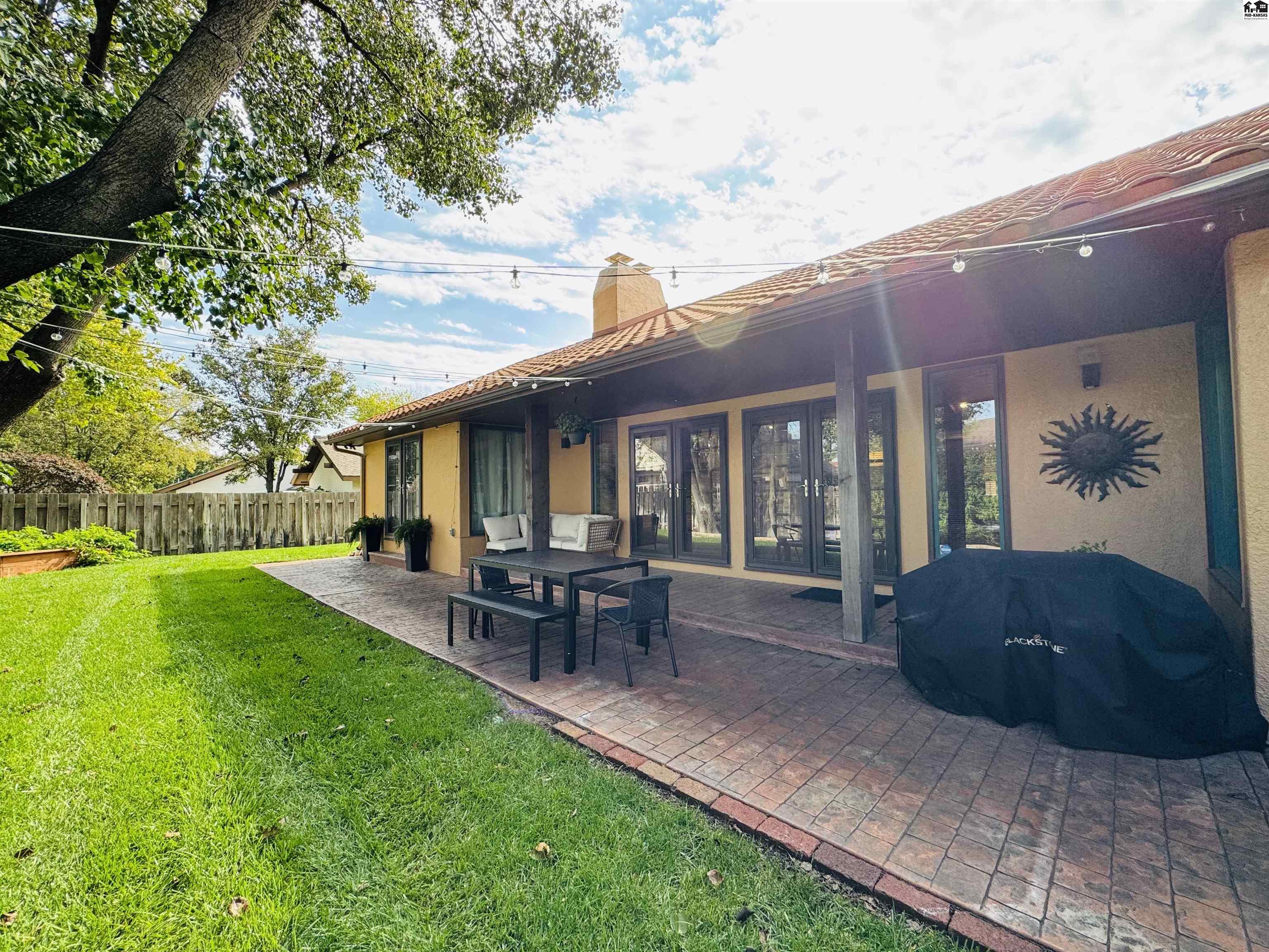 202 Cochise Trail Hutchinson KS 67502