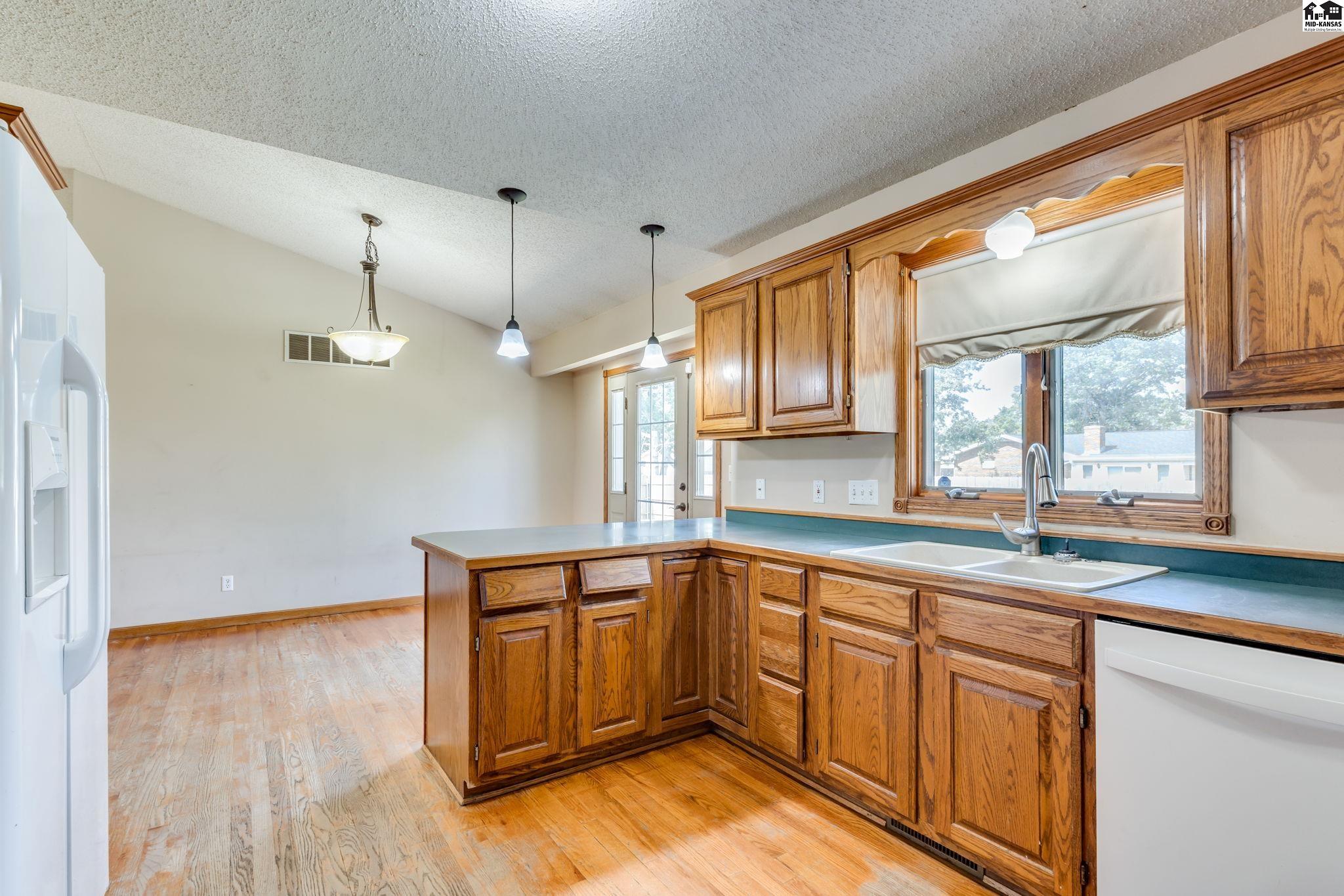 205 Parkview Drive Burrton KS 67020