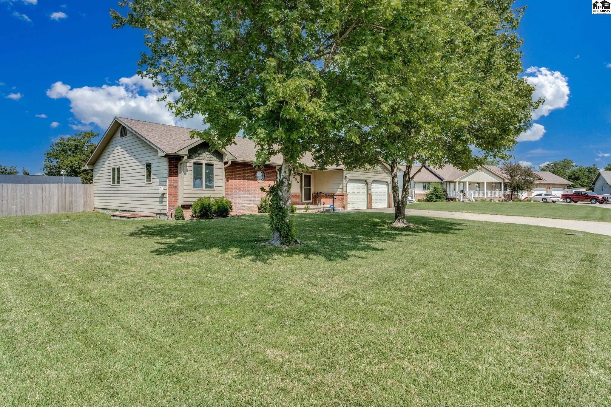 205 Parkview Drive Burrton KS 67020
