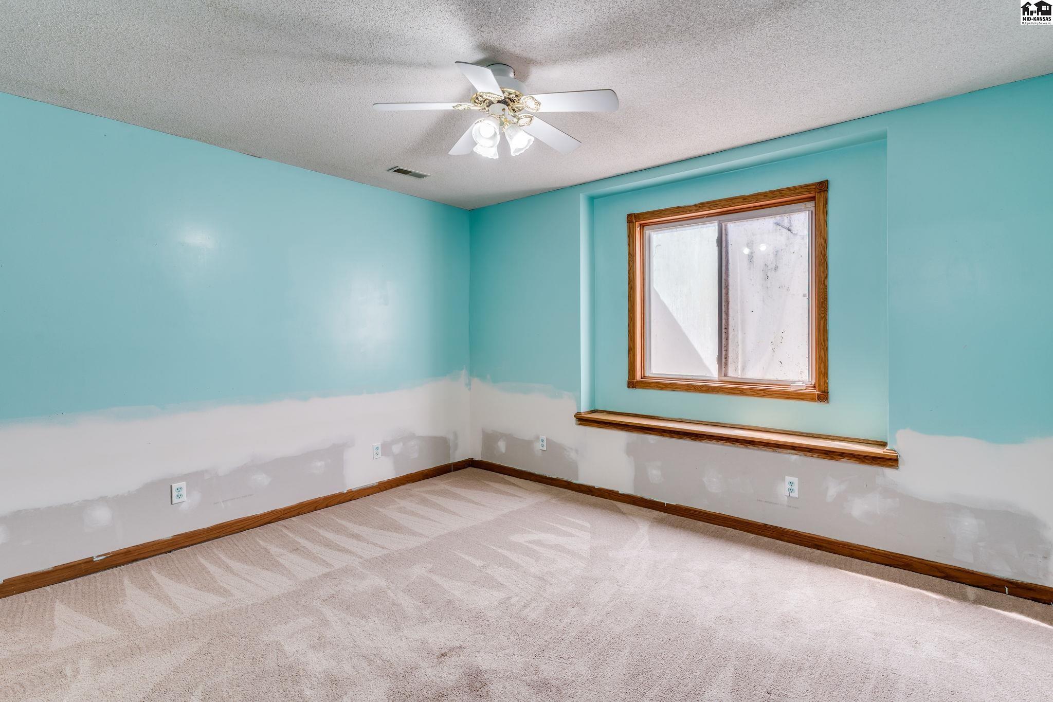 205 Parkview Drive Burrton KS 67020