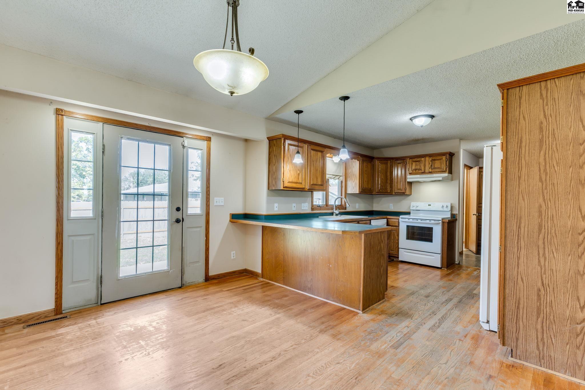 205 Parkview Drive Burrton KS 67020