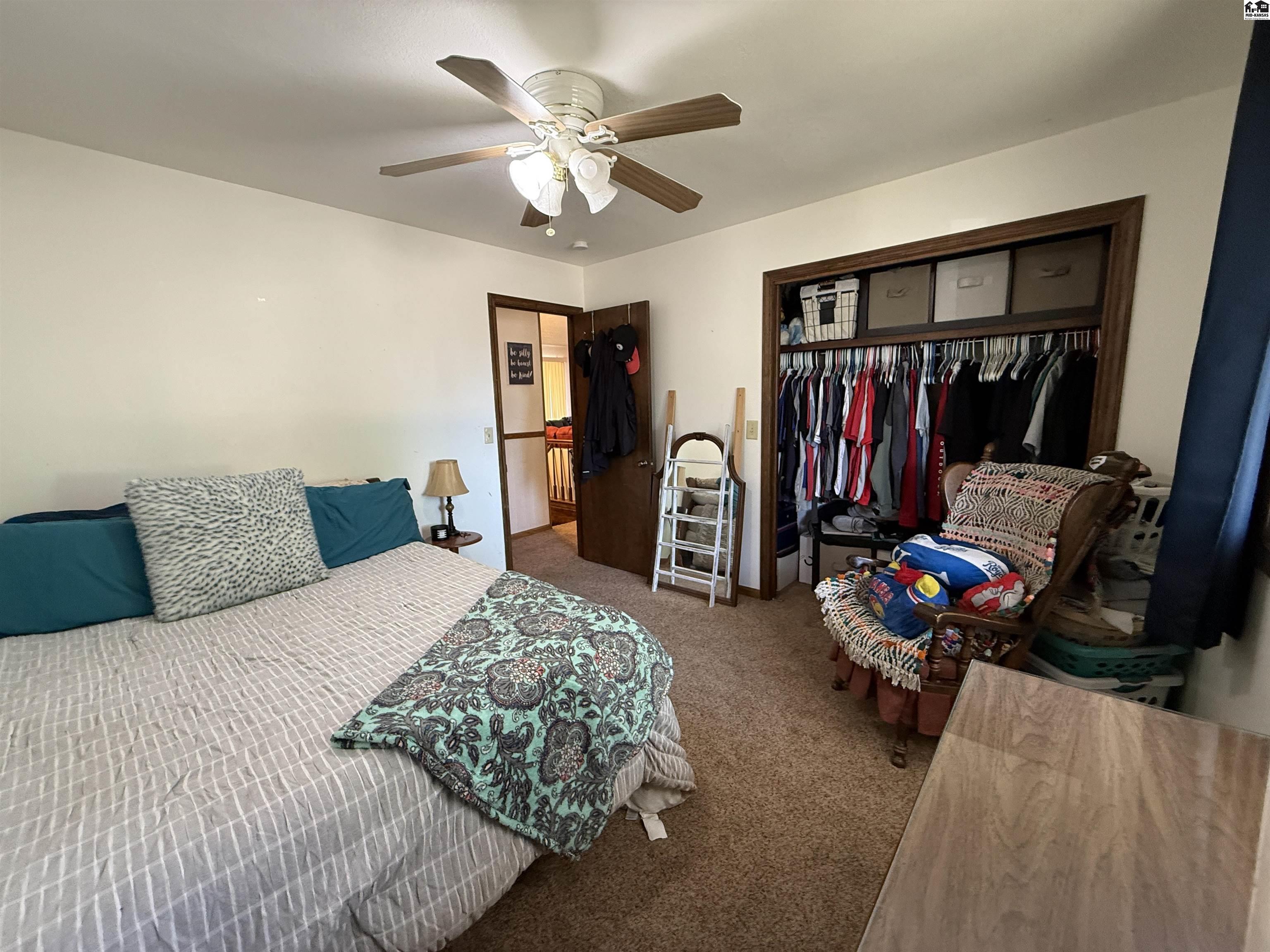 12 Warren Drive South Hutchinson KS 67505