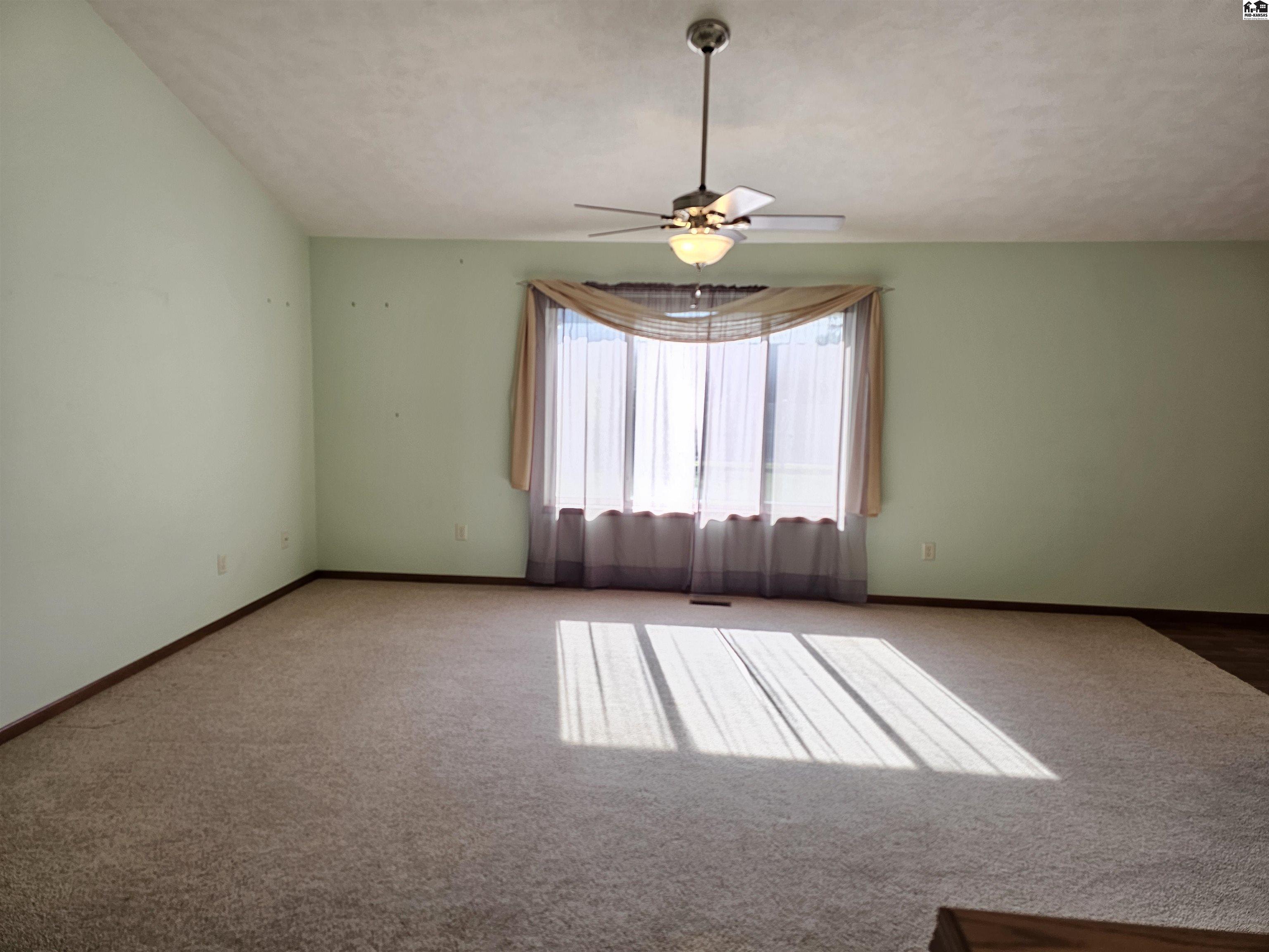 301 Kisiwa Village Road Hutchinson KS 67502