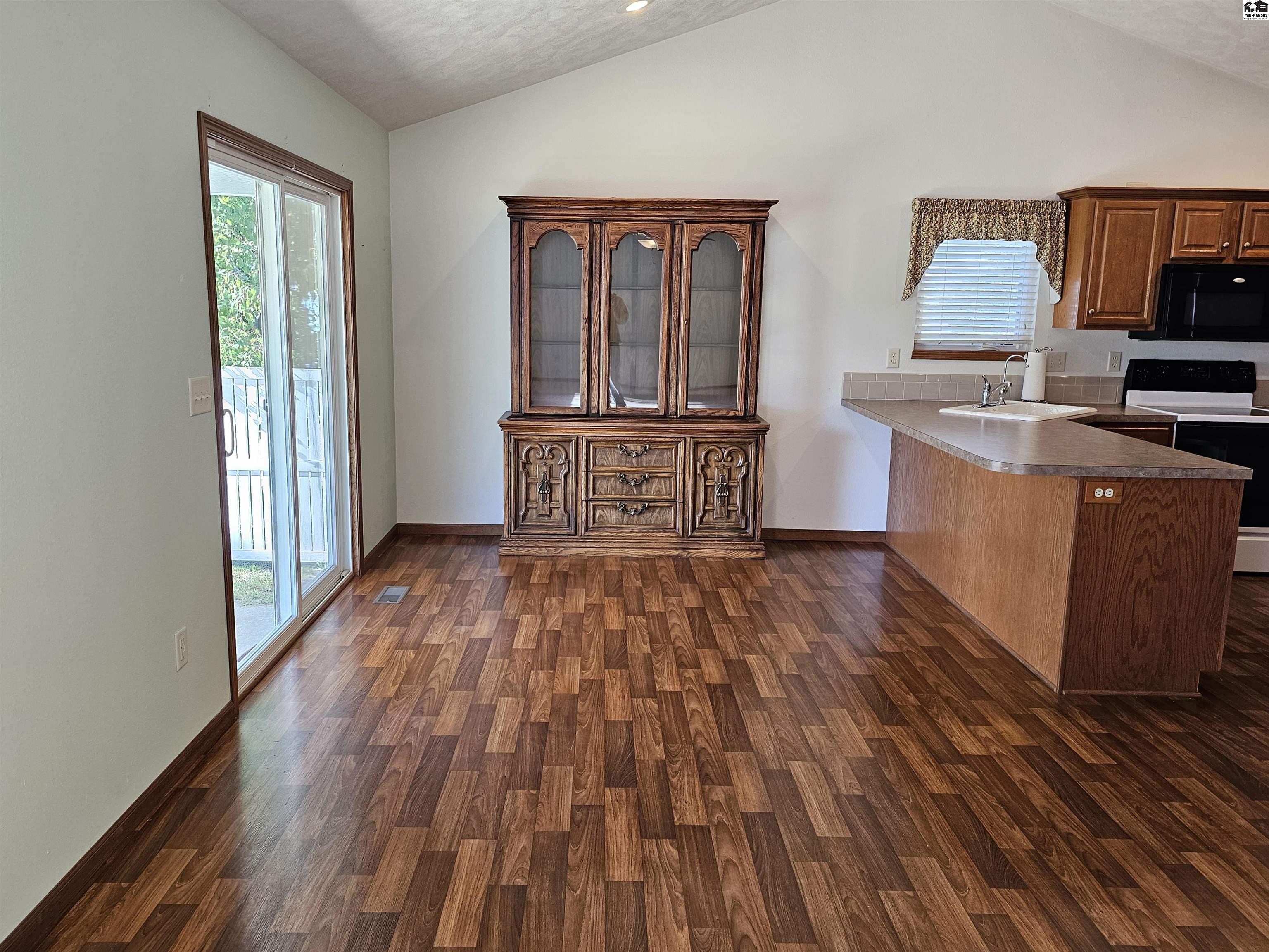 301 Kisiwa Village Road Hutchinson KS 67502