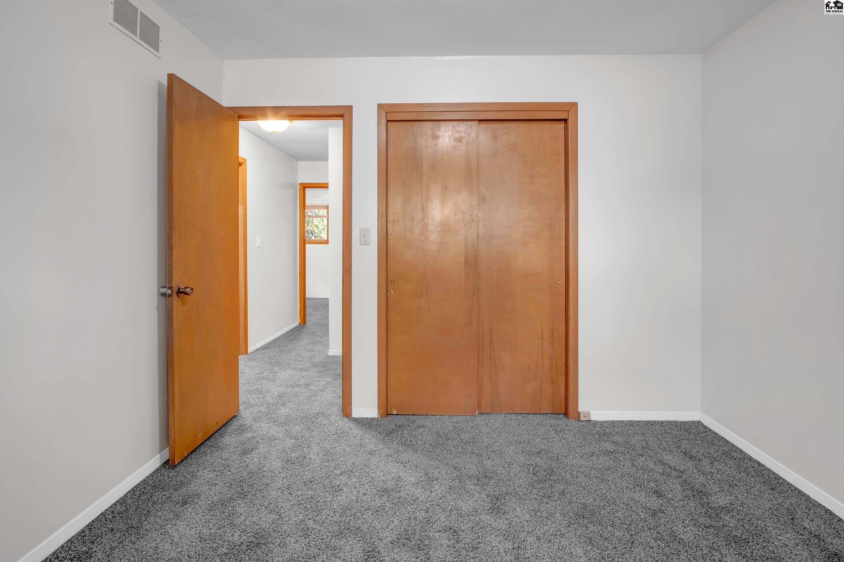 605 Catalina Drive Hutchinson KS 67502