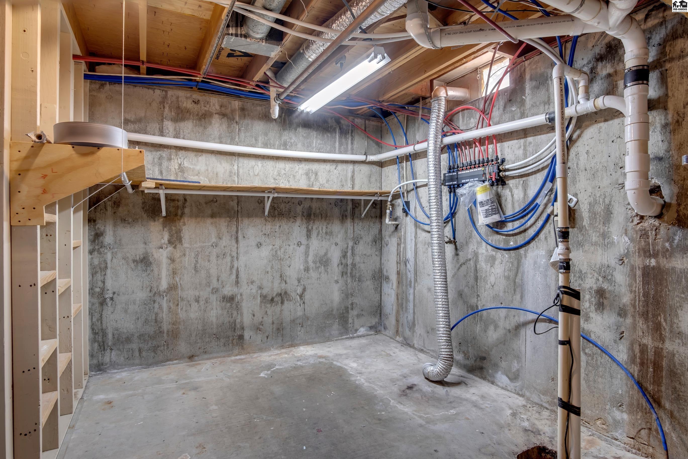 605 Catalina Drive Hutchinson KS 67502