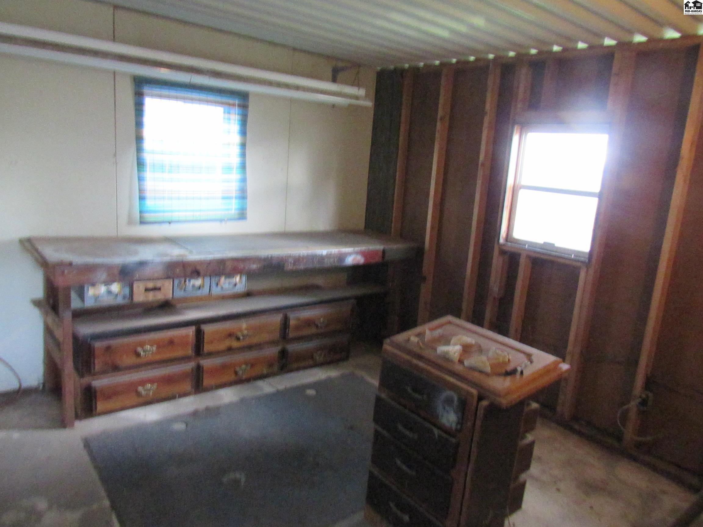 2610 N Washington Street Hutchinson KS 67502