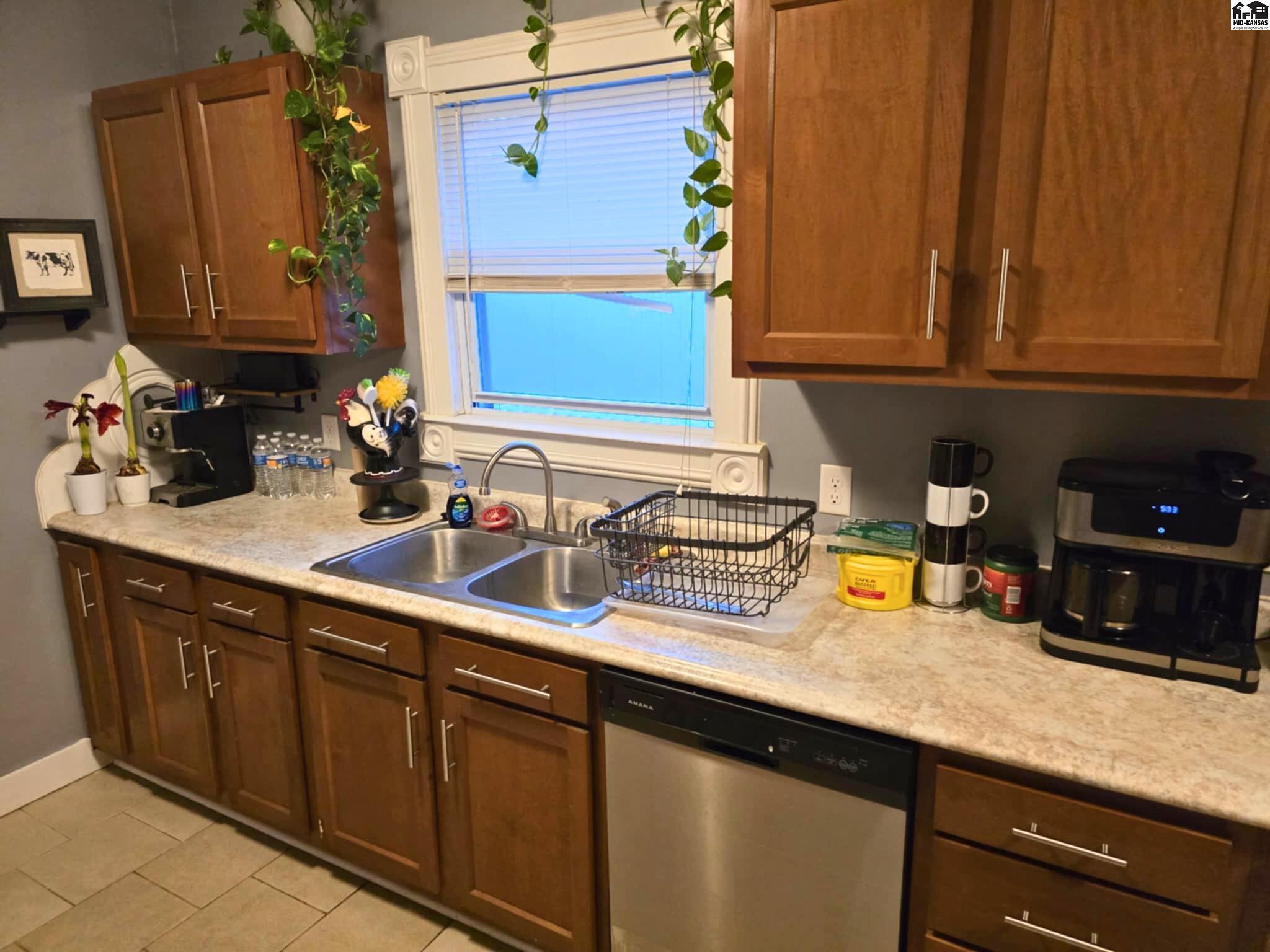 206 W Main Street Herington KS 67449