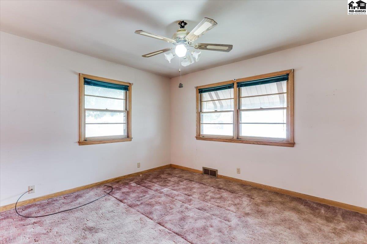 120 Norman Road Hutchinson KS 67502