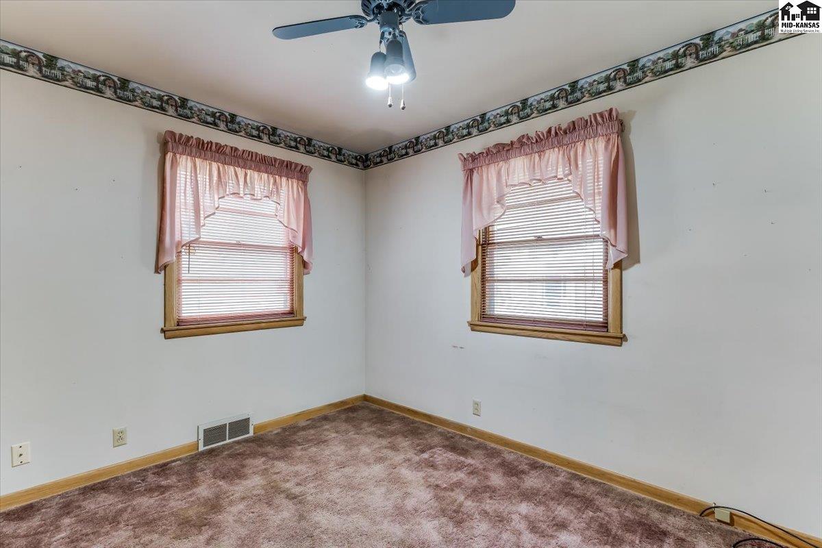 120 Norman Road Hutchinson KS 67502