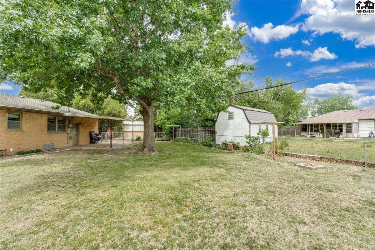 120 Norman Road Hutchinson KS 67502