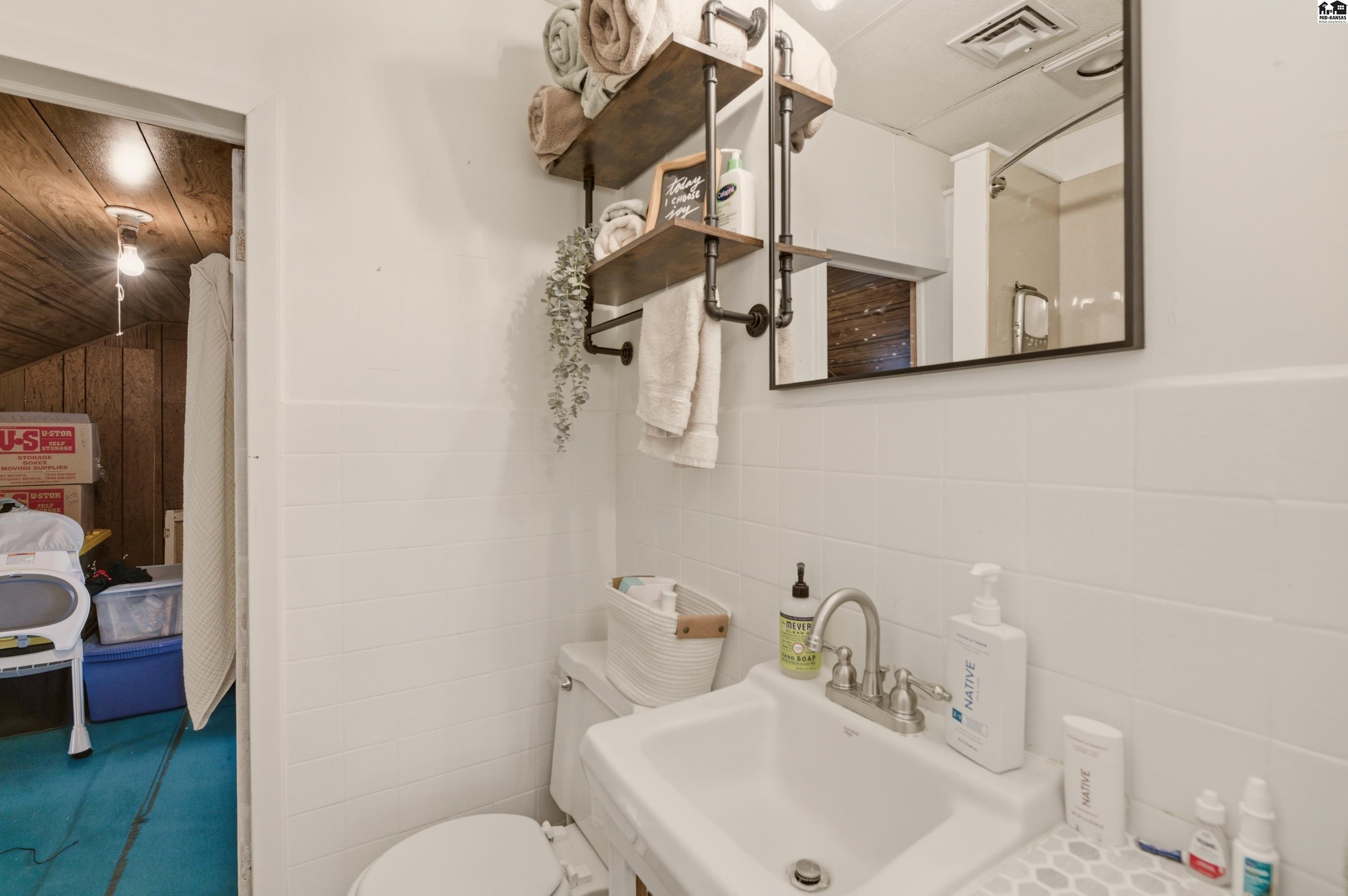 418 N Franklin Avenue Sedgwick KS 67135
