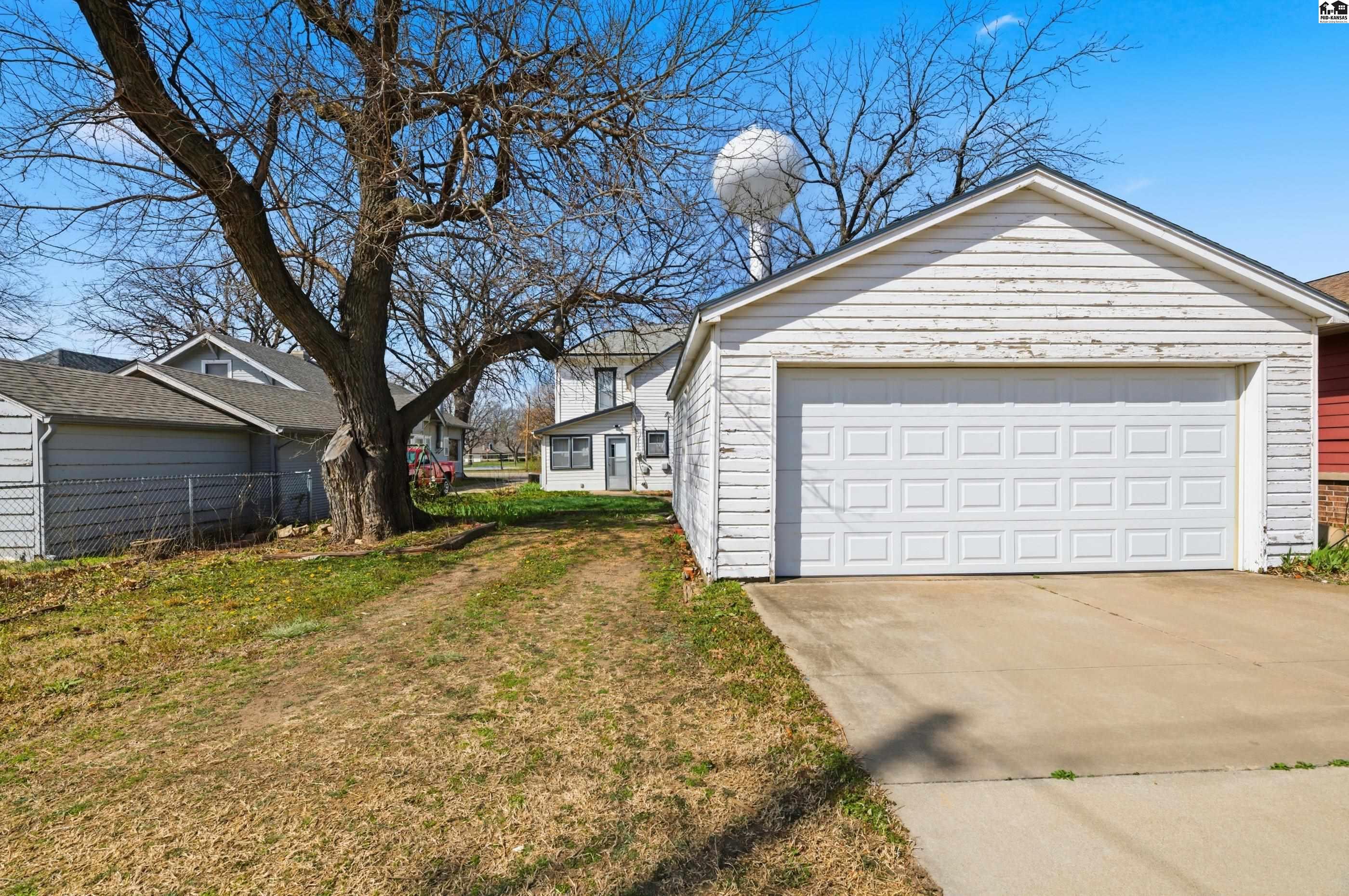 418 N Franklin Avenue Sedgwick KS 67135