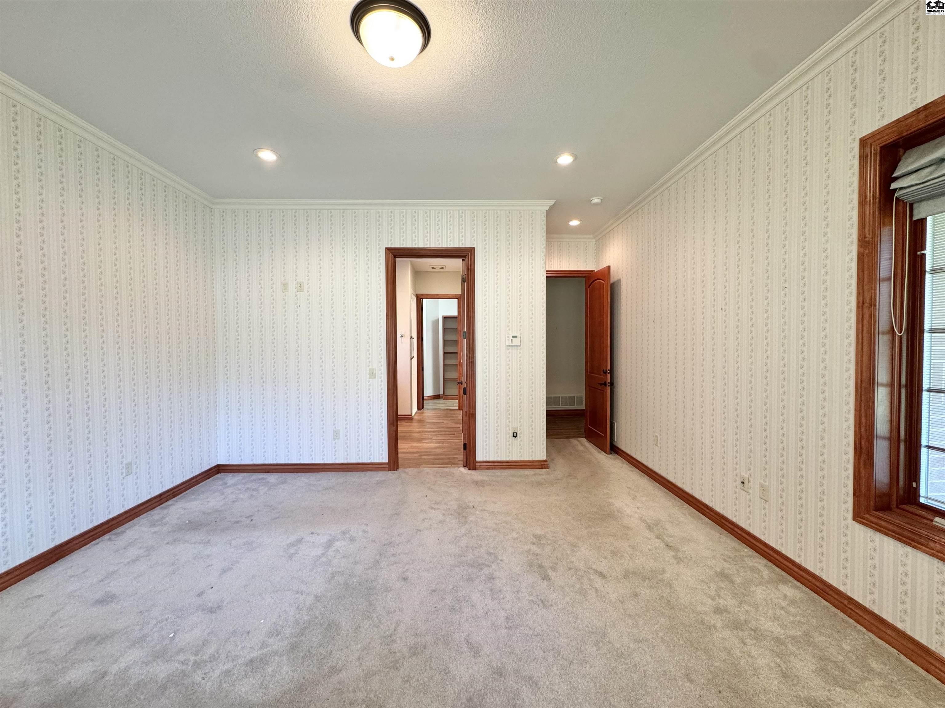 2801 Sand Hills Court Hutchinson KS 67502