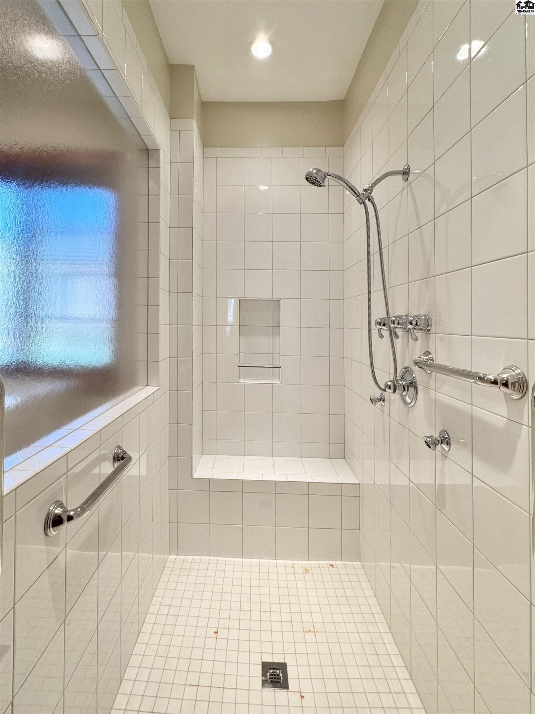 2801 Sand Hills Court Hutchinson KS 67502