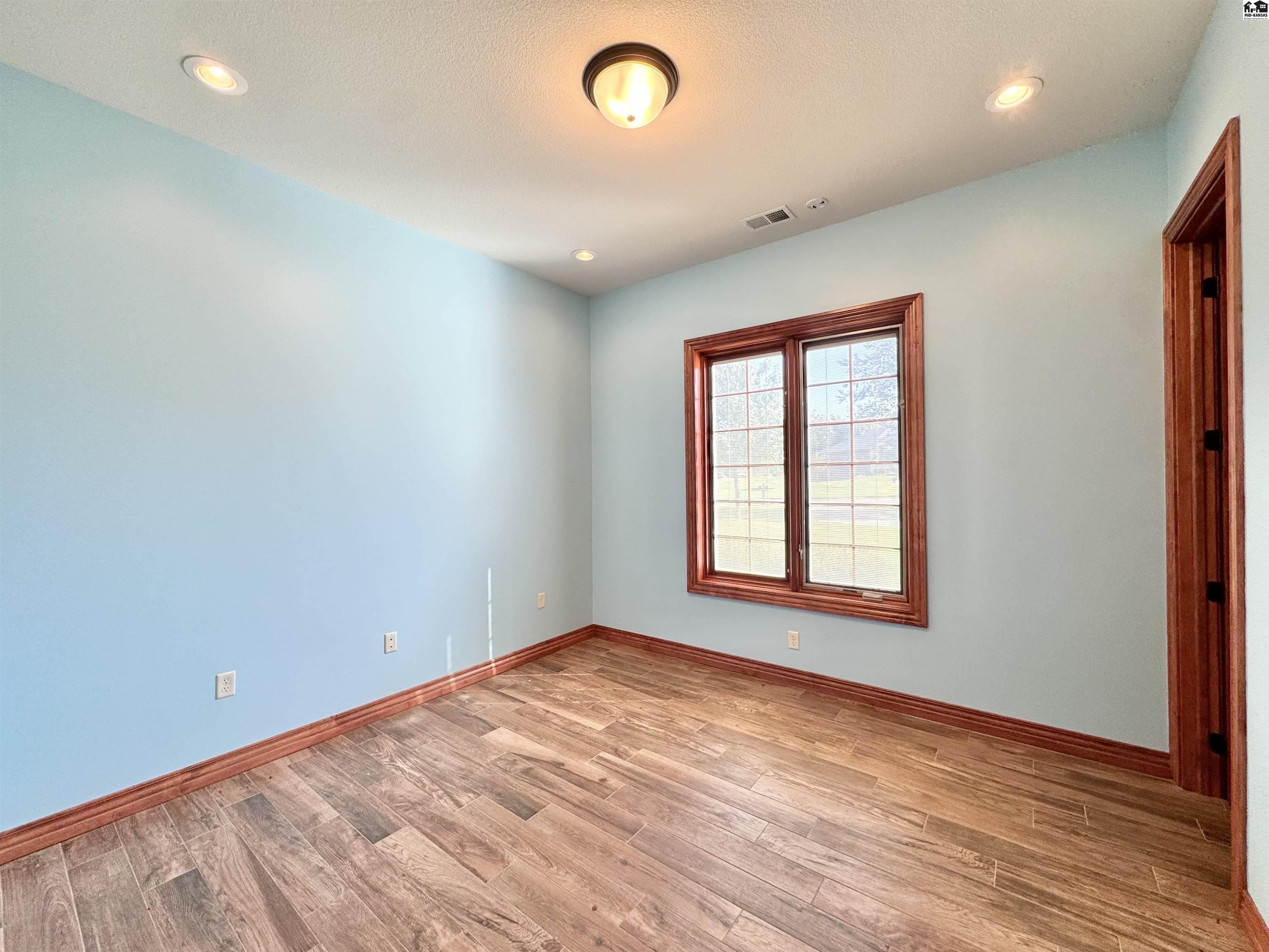 2801 Sand Hills Court Hutchinson KS 67502