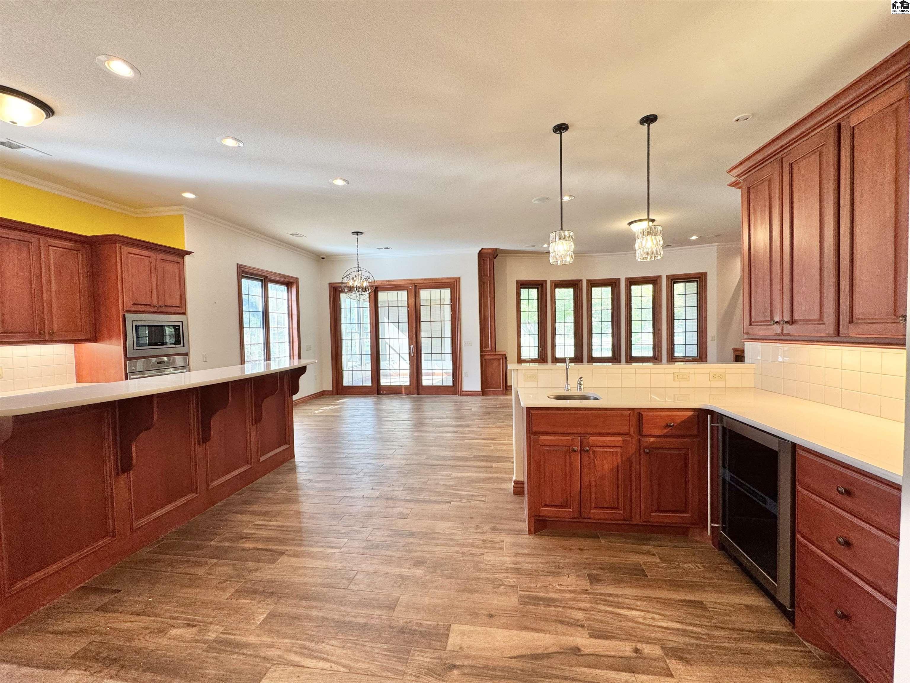 2801 Sand Hills Court Hutchinson KS 67502