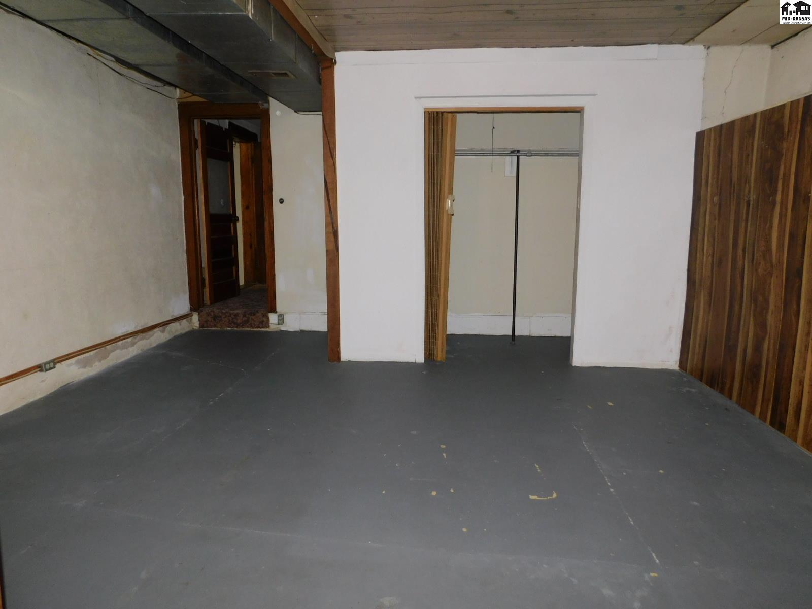 226 E 17th Avenue Hutchinson KS 67501